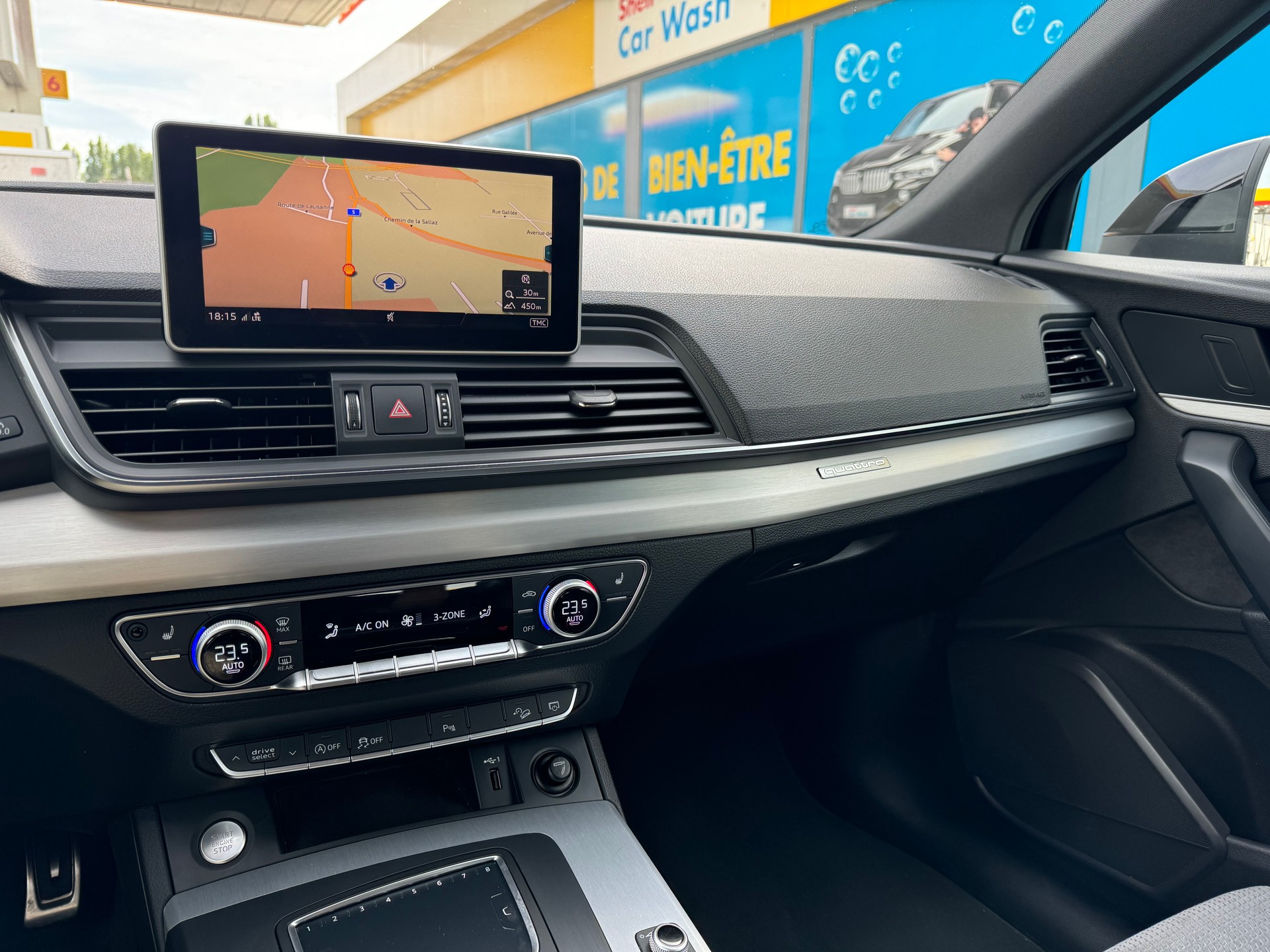AUDI Q5 2.0 TFSI sport quattro S-tronic-image-9