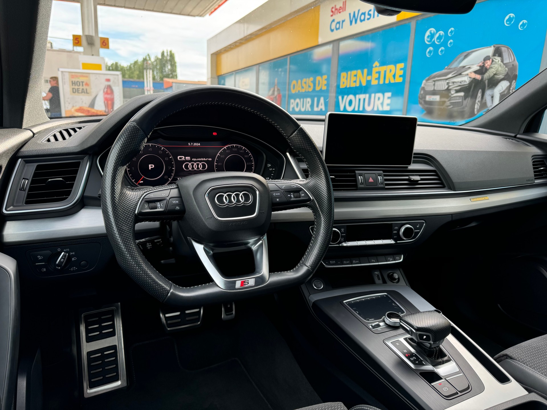 AUDI Q5 2.0 TFSI sport quattro S-tronic-image-8