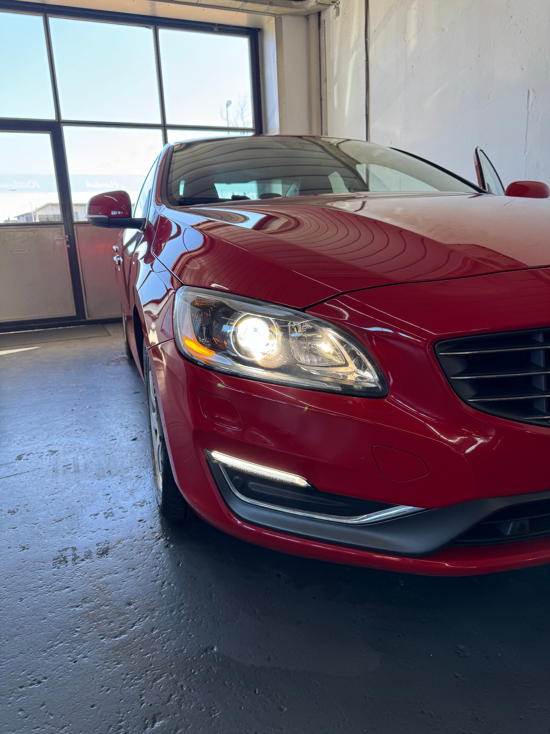 VOLVO S60 D3 Momentum Geartronic-image-3