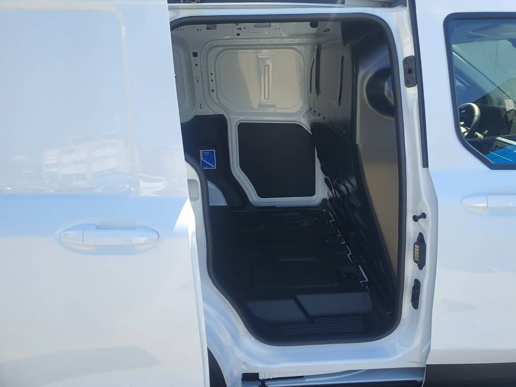 FORD Transit Courier Van 1.0 EcoBoost Active-image-12