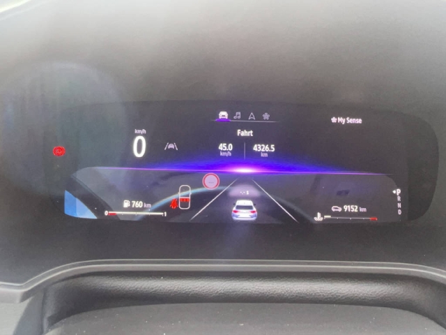 RENAULT Megane Grandtour TCe 160 Intens-image-8