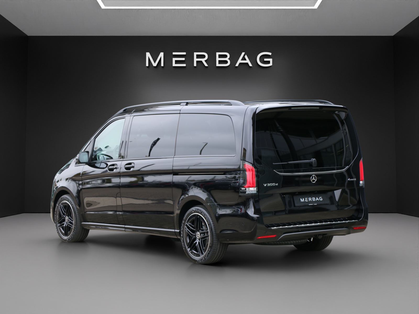 MERCEDES-BENZ V 300 d EXCLUSIVE 3200mm L-image-2