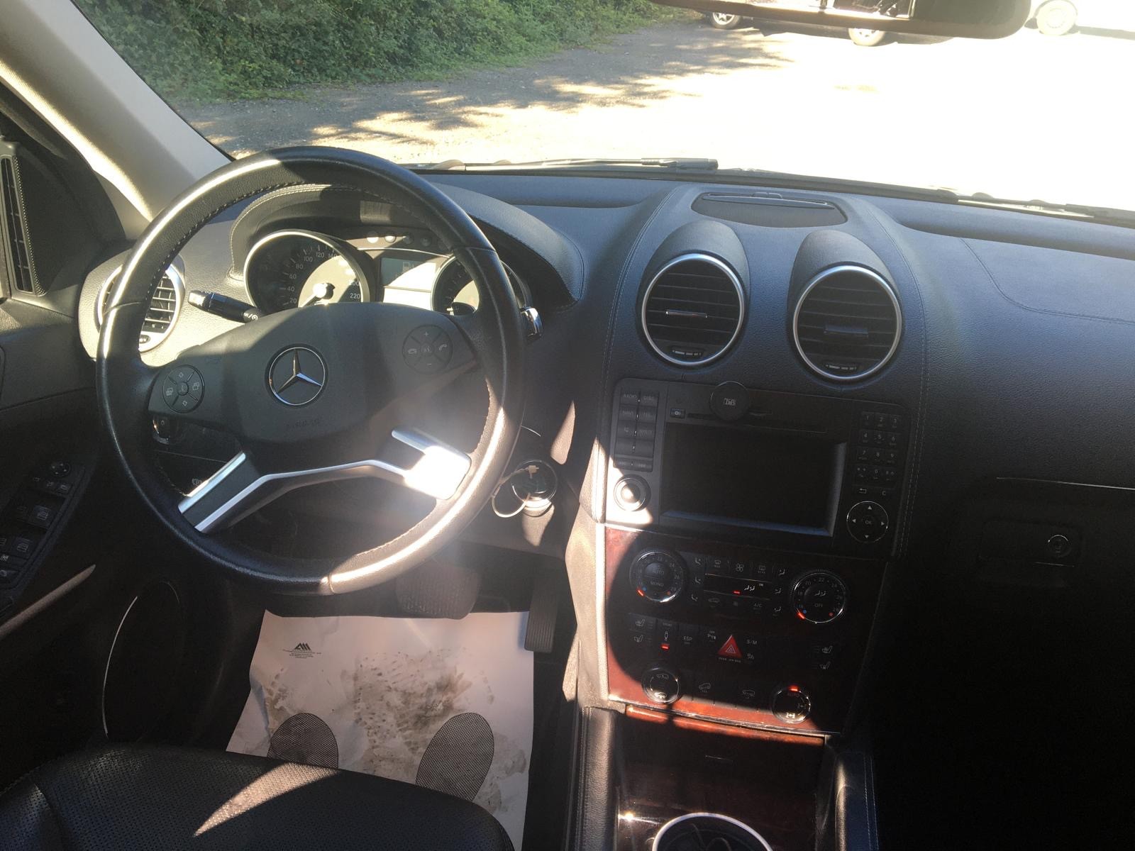 MERCEDES-BENZ GL 320 CDI 4Matic 7G-Tronic-image-11