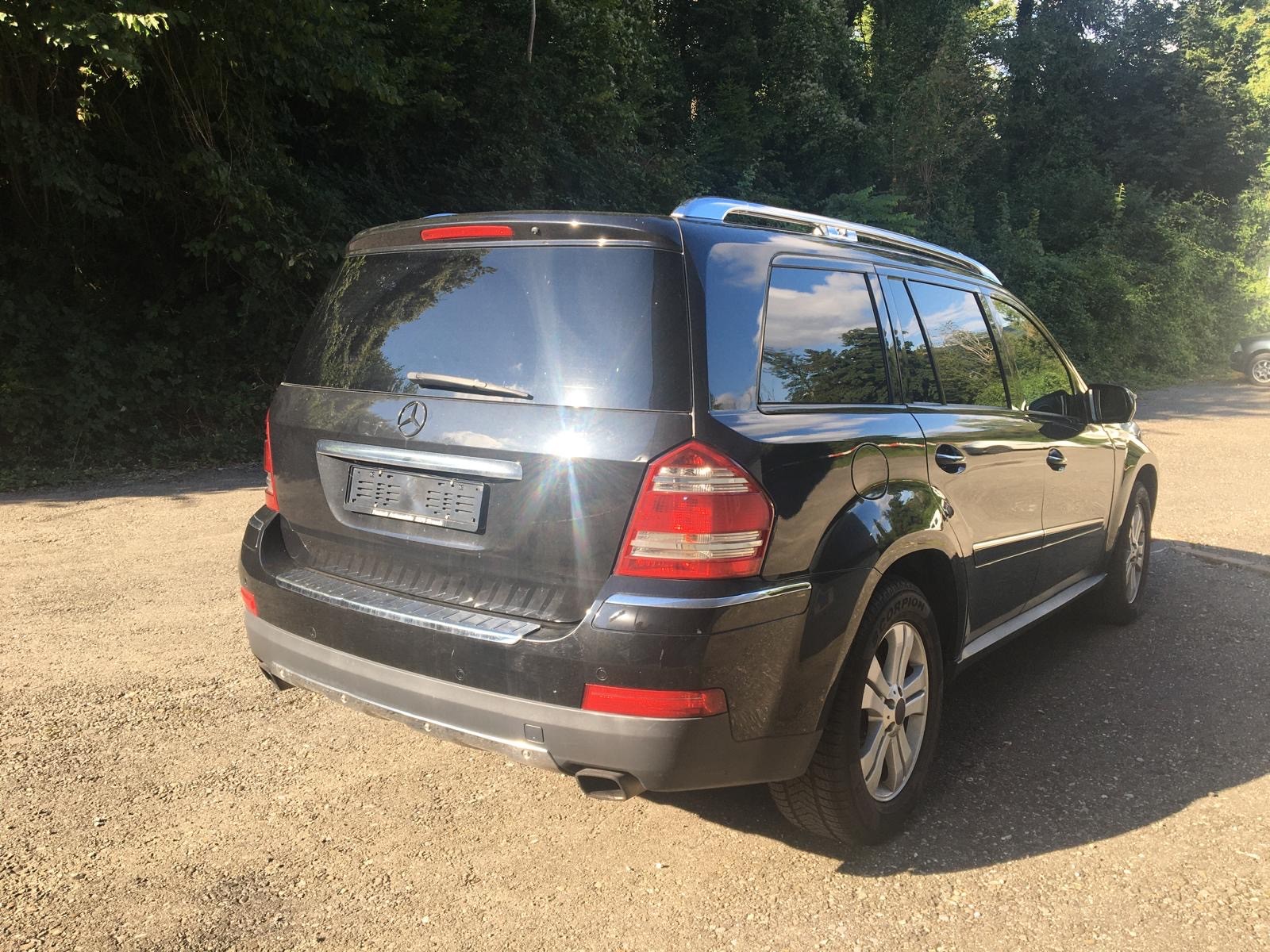 MERCEDES-BENZ GL 320 CDI 4Matic 7G-Tronic-image-4