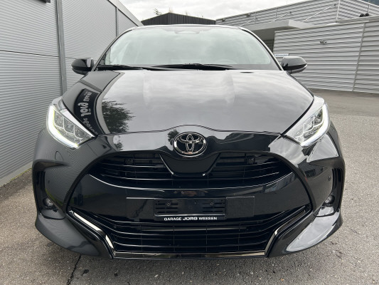 TOYOTA Yaris 1.5 Premium e-CVT-image-1