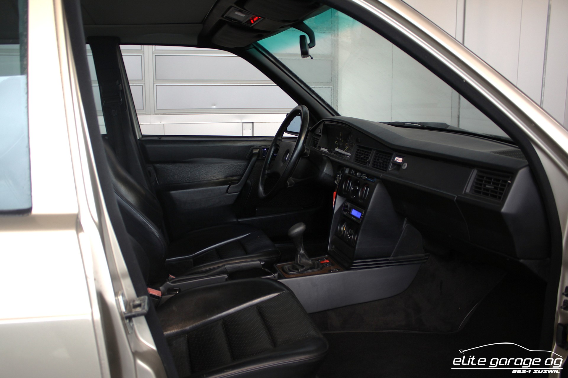 MERCEDES-BENZ 190 E 2.5-16 VETERANENGEPRÜFT-image-15