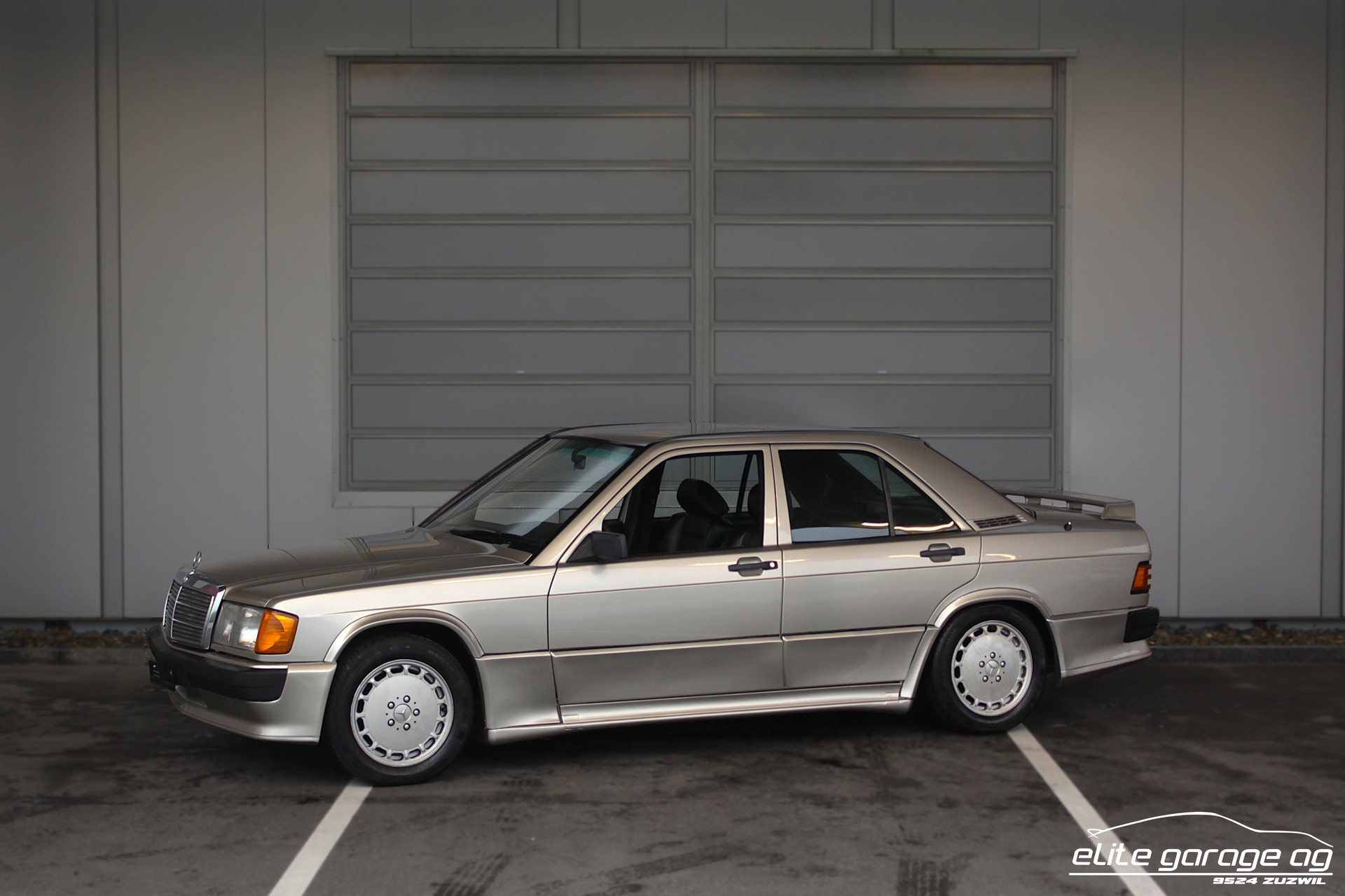 MERCEDES-BENZ 190 E 2.5-16 VETERANENGEPRÜFT-image-0
