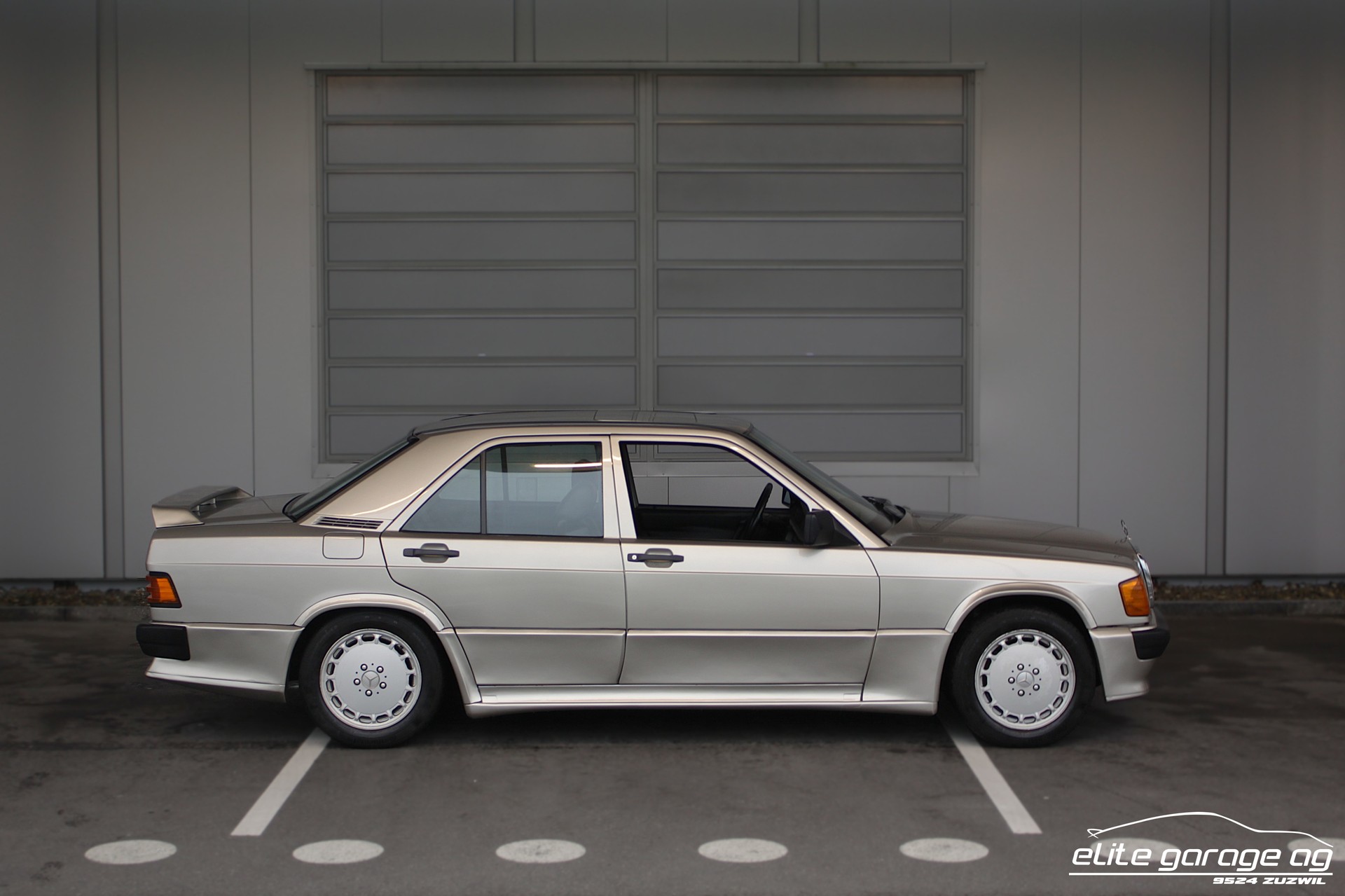 MERCEDES-BENZ 190 E 2.5-16 VETERANENGEPRÜFT-image-5