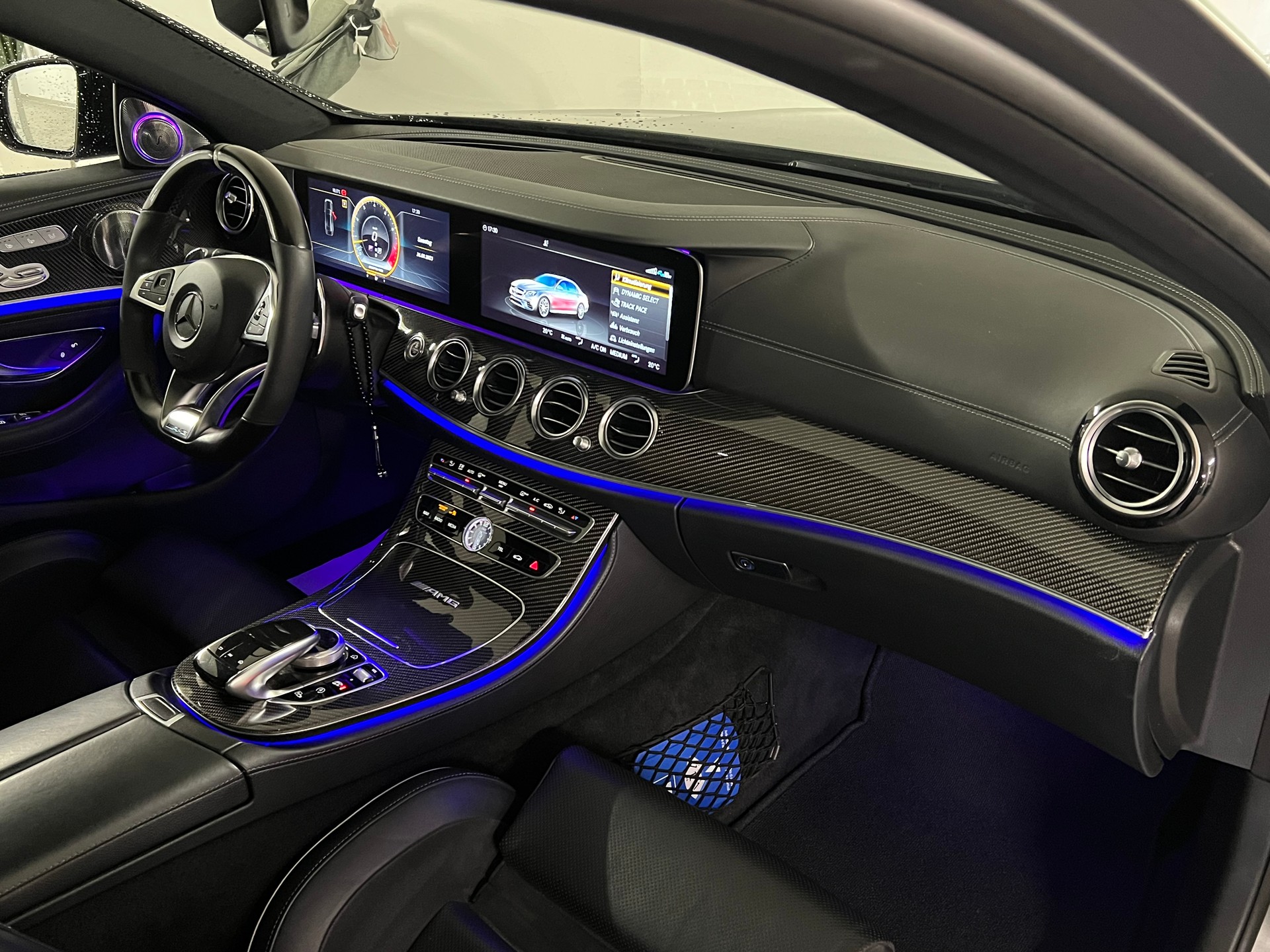 MERCEDES-BENZ E 63 AMG S 4Matic Speedshift MCT-image-11