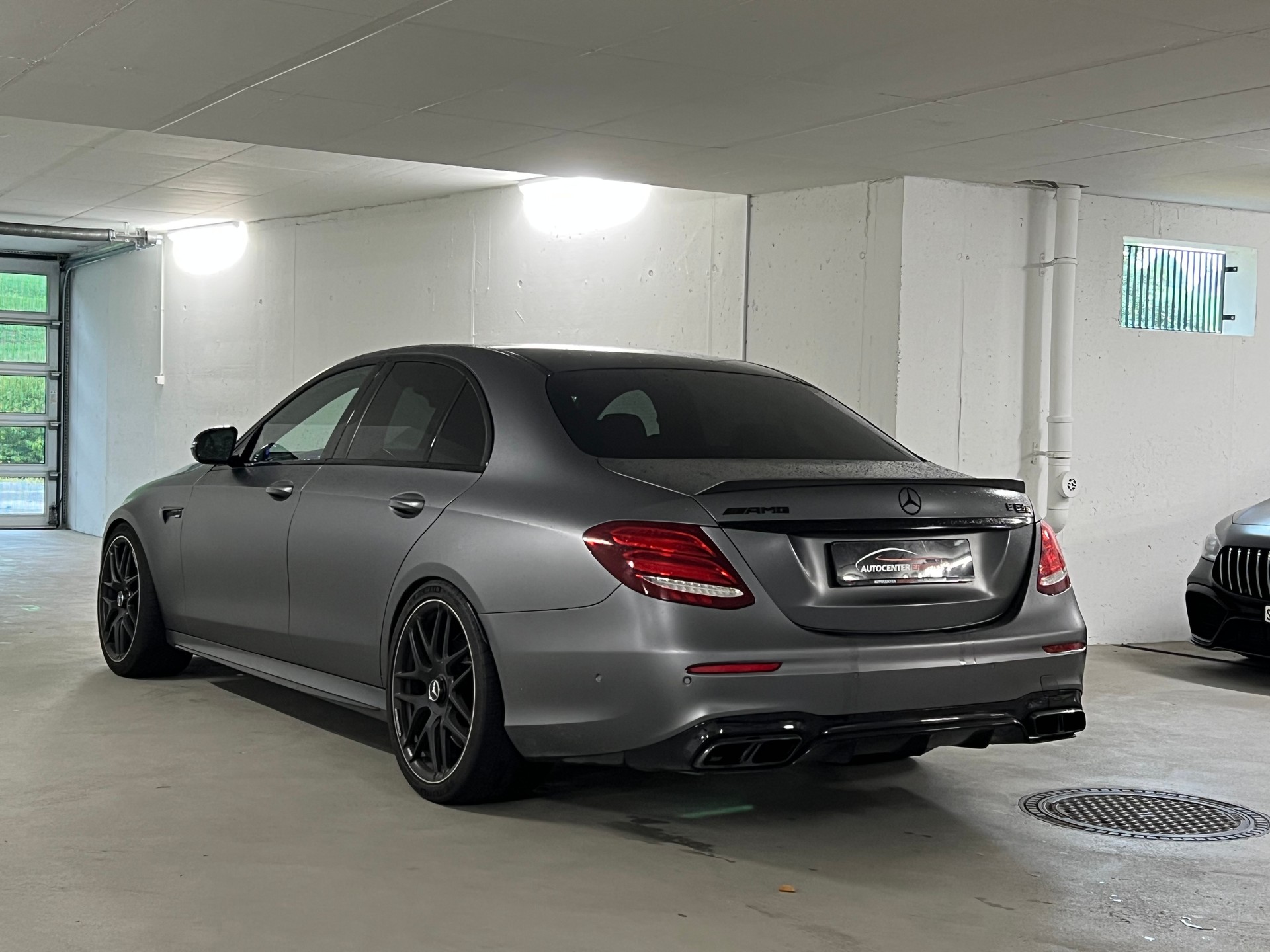 MERCEDES-BENZ E 63 AMG S 4Matic Speedshift MCT-image-4