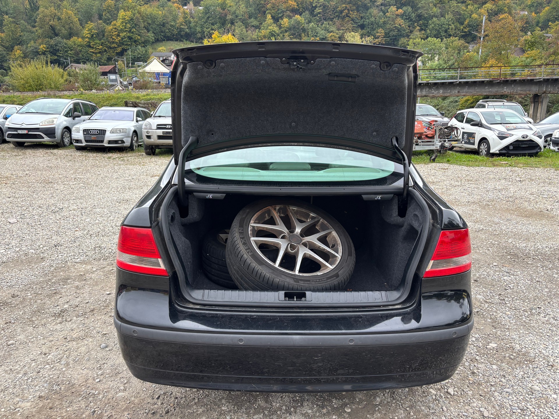 SAAB 9-3 2.0 (1.8t) Vector-image-6