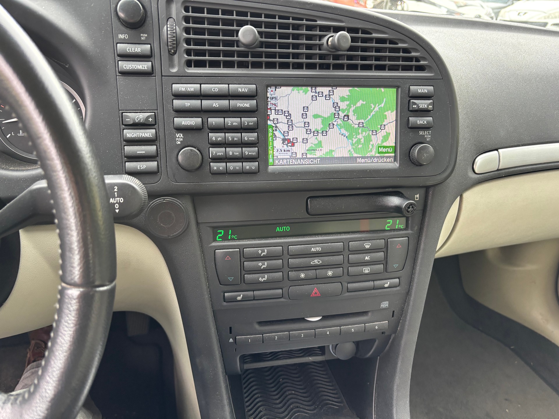 SAAB 9-3 2.0 (1.8t) Vector-image-9