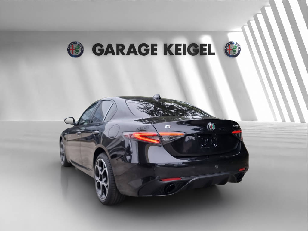 ALFA ROMEO Giulia 2.0 Q4 Veloce-image-2