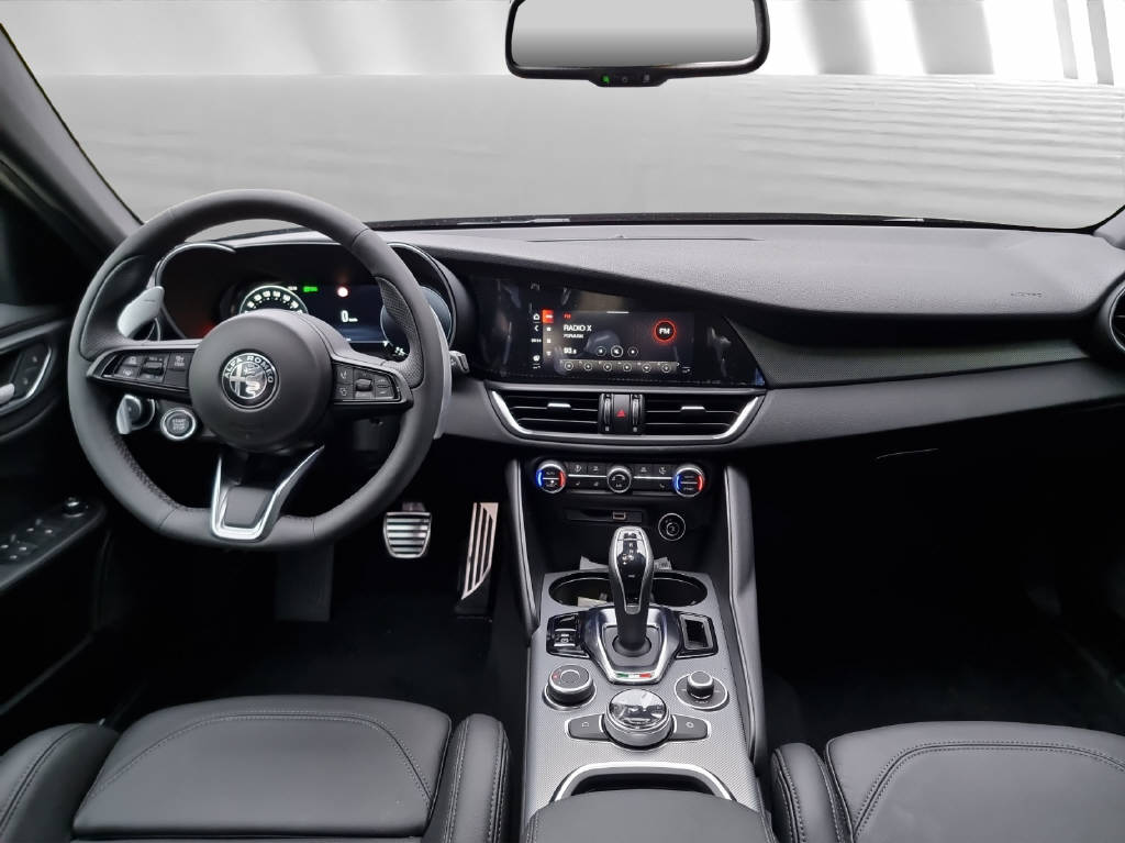 ALFA ROMEO Giulia 2.0 Q4 Veloce-image-4