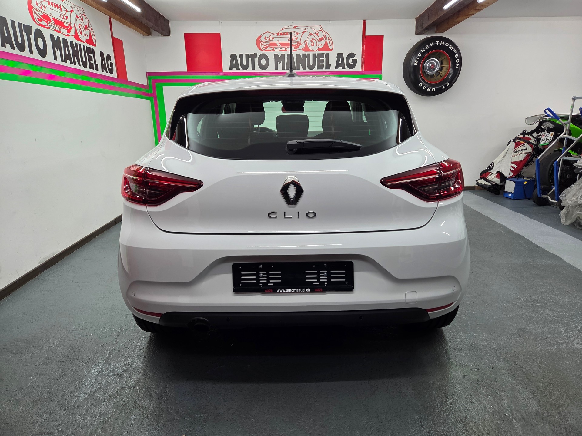 RENAULT Clio 1.0 Business CVT-image-5