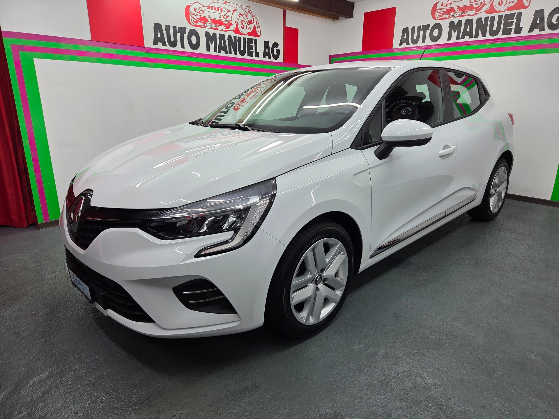 RENAULT Clio 1.0 Business CVT-image-2