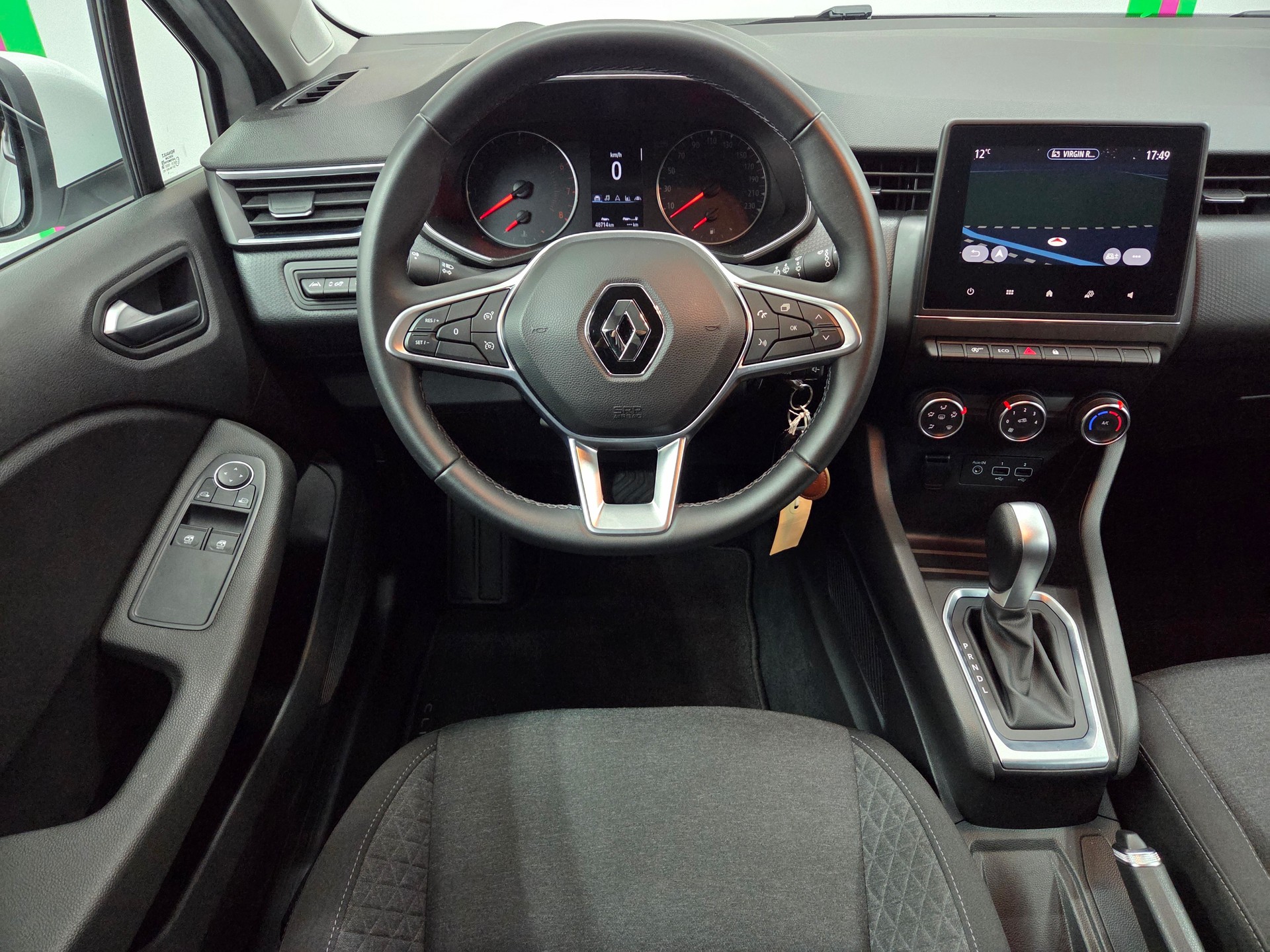 RENAULT Clio 1.0 Business CVT-image-8