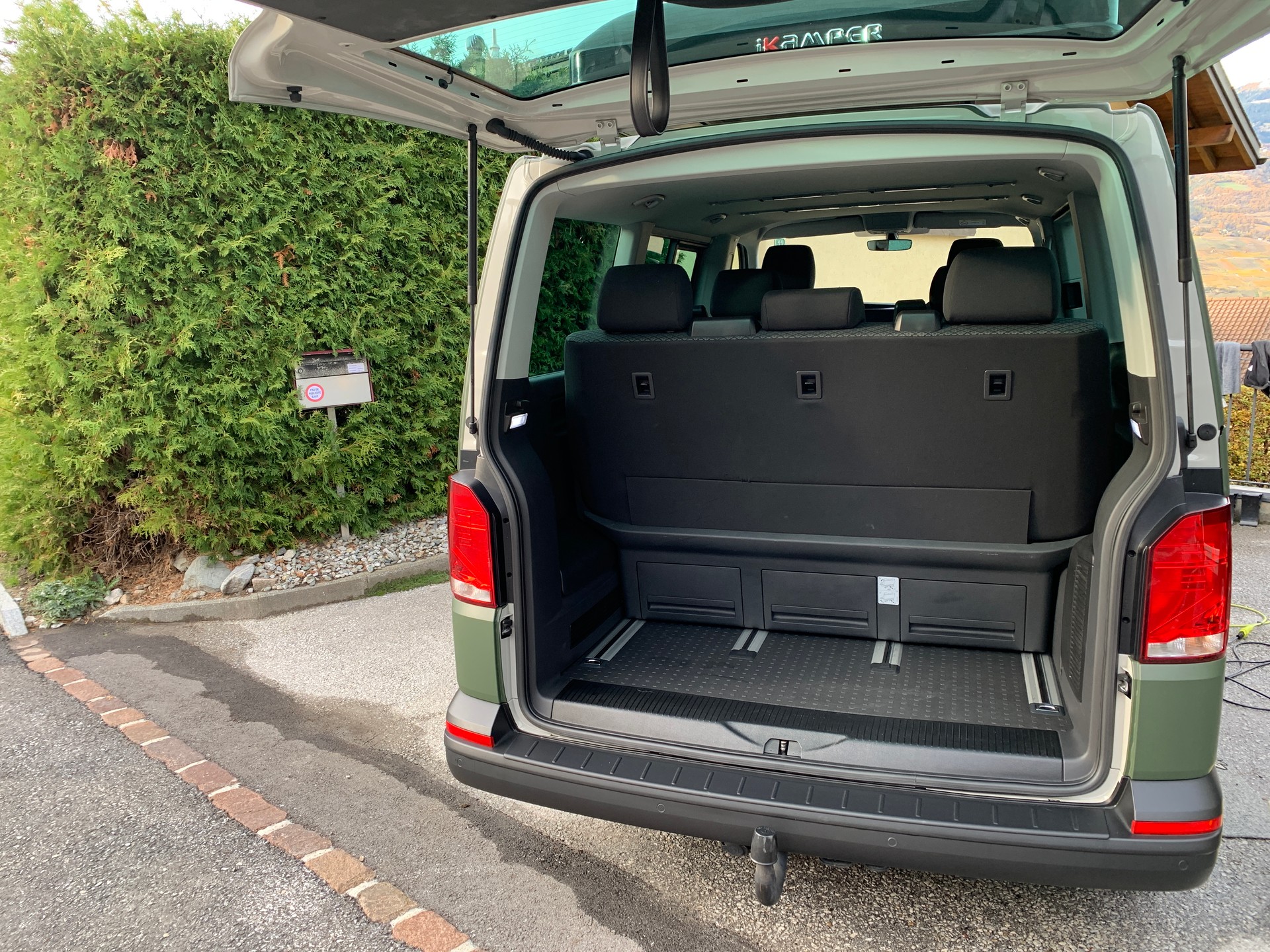 VW T6.1 Multivan 2.0 TDI 150 Trendline Liberty 4 Motion / Outdoor Adventure Ikamper-image-9