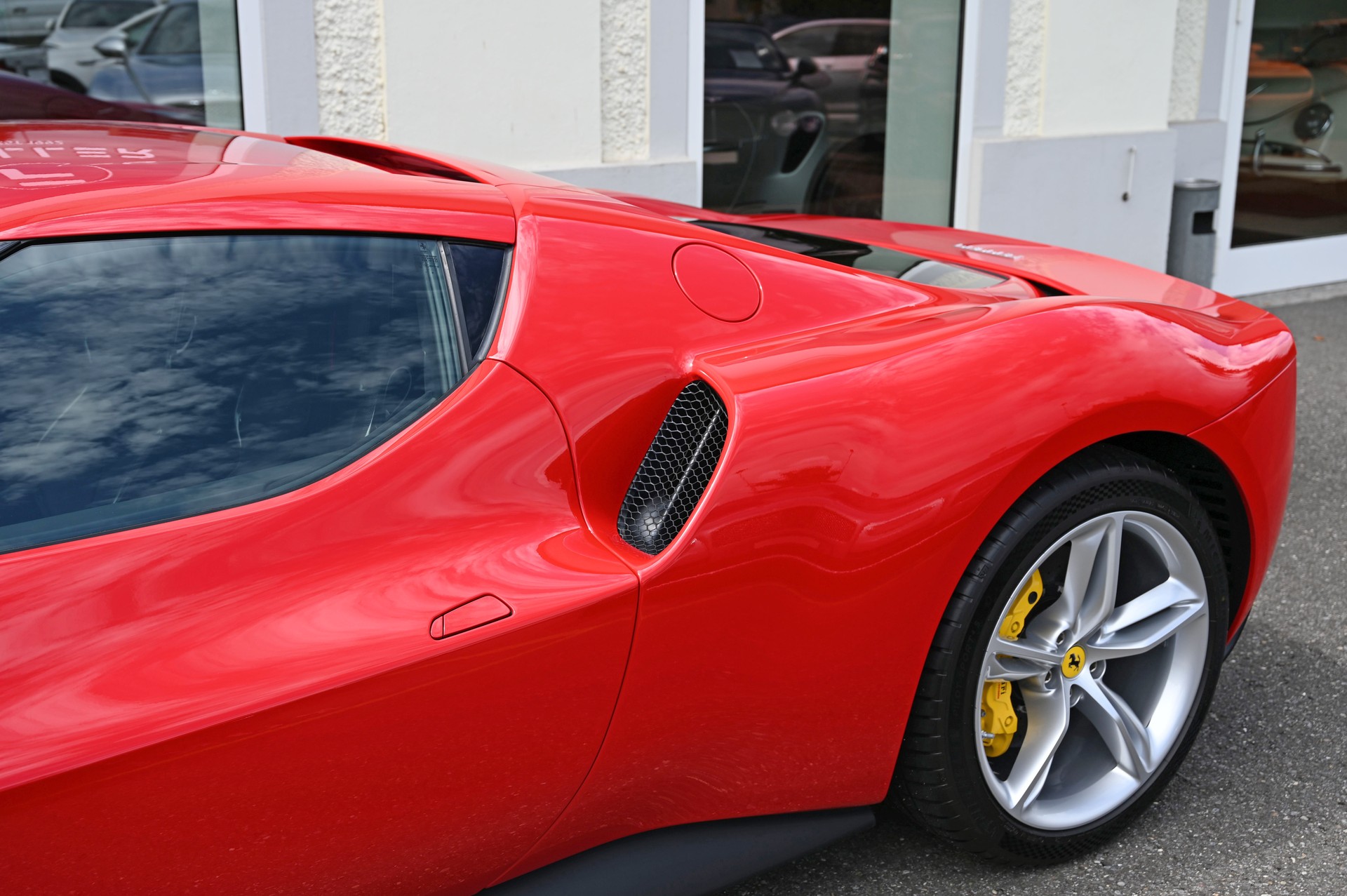 FERRARI 296 GTB-image-6