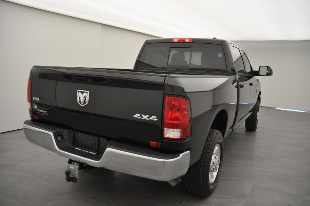 DODGE Ram 2500 6.7 TD Crew Cab SLT-image-5