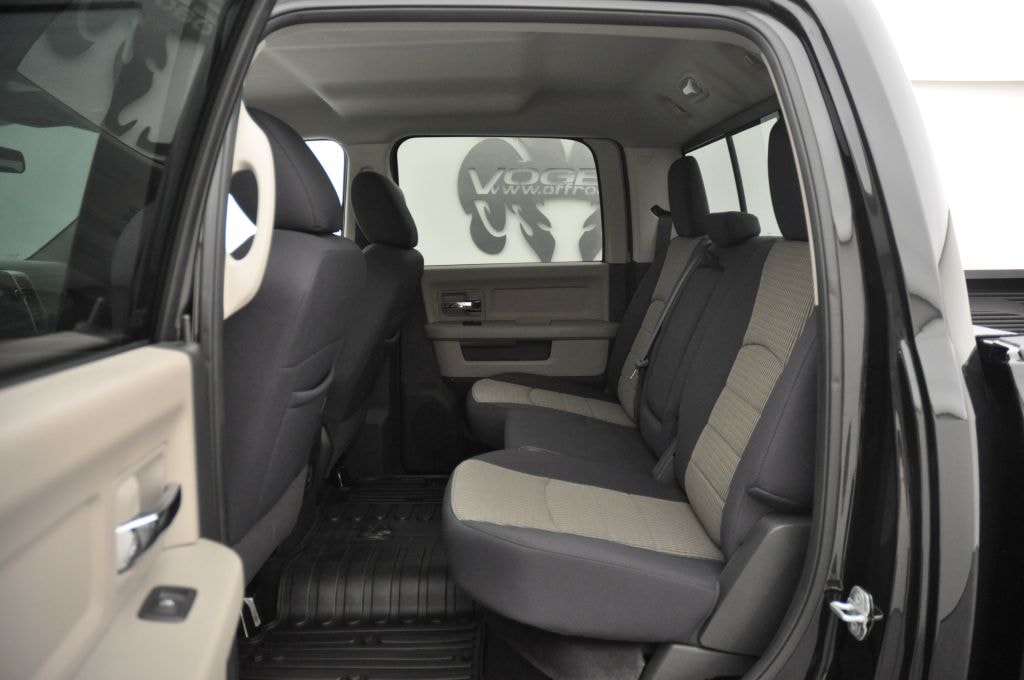 DODGE Ram 2500 6.7 TD Crew Cab SLT-image-15