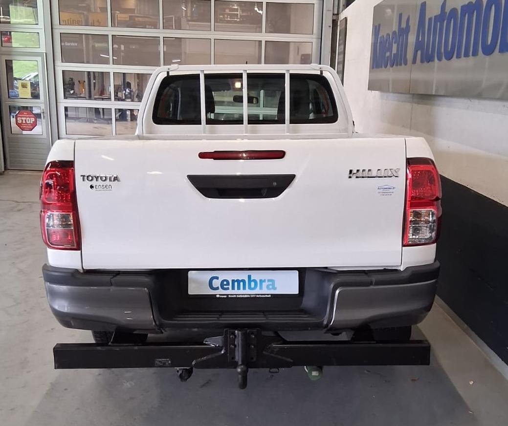 TOYOTA Hilux Extra Cab.-Chassis 2.4 D-4D 170 Luna-showroom-element-3