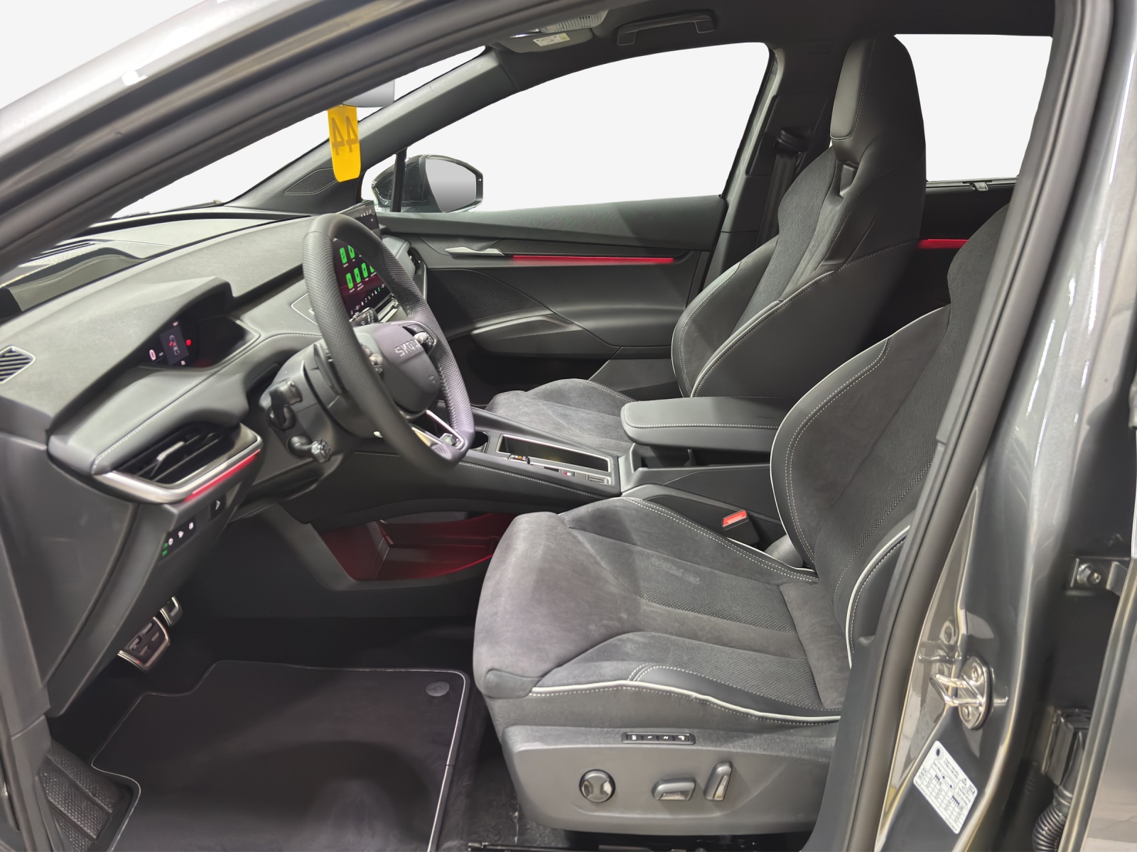 SKODA Enyaq 85 Sportline-image-7