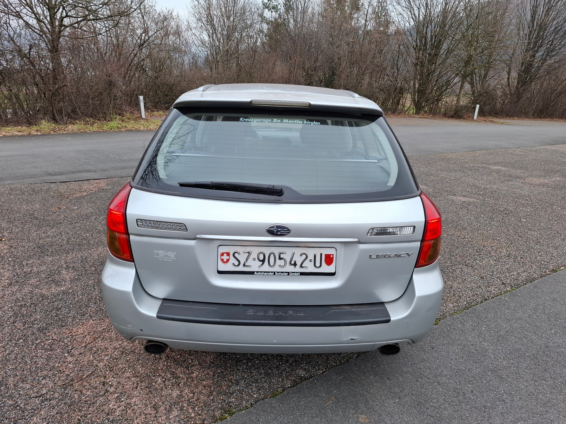 SUBARU Legacy 2.0R AWD Swiss-image-7