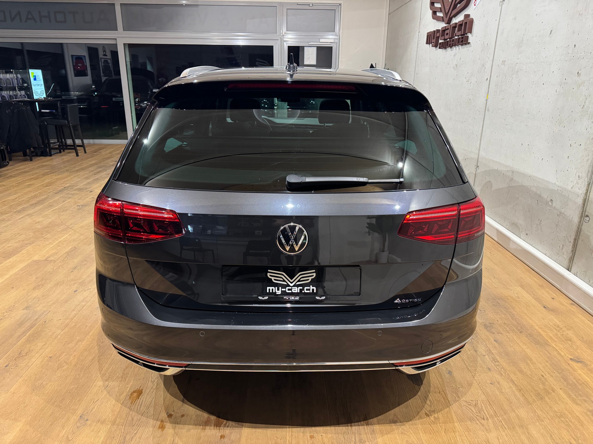 VW Passat Variant 2.0 TSI Elegance R-Line 4Motion DSG || HEAD UP || HARMAN KARDON || PANORAMA || 360 || VIRTUAL || APPLE CARPLAY-image-10