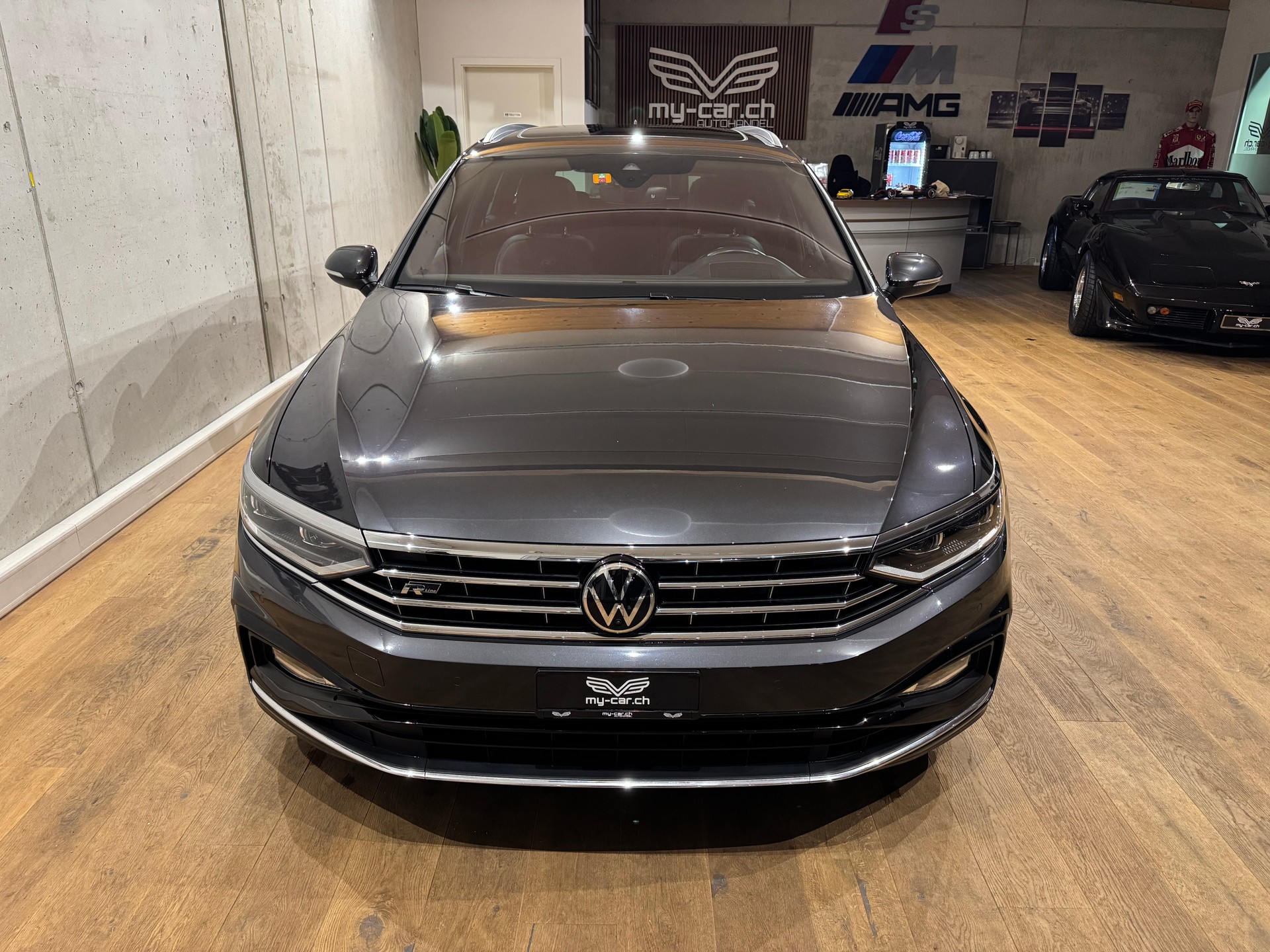 VW Passat Variant 2.0 TSI Elegance R-Line 4Motion DSG || HEAD UP || HARMAN KARDON || PANORAMA || 360 || VIRTUAL || APPLE CARPLAY-image-16