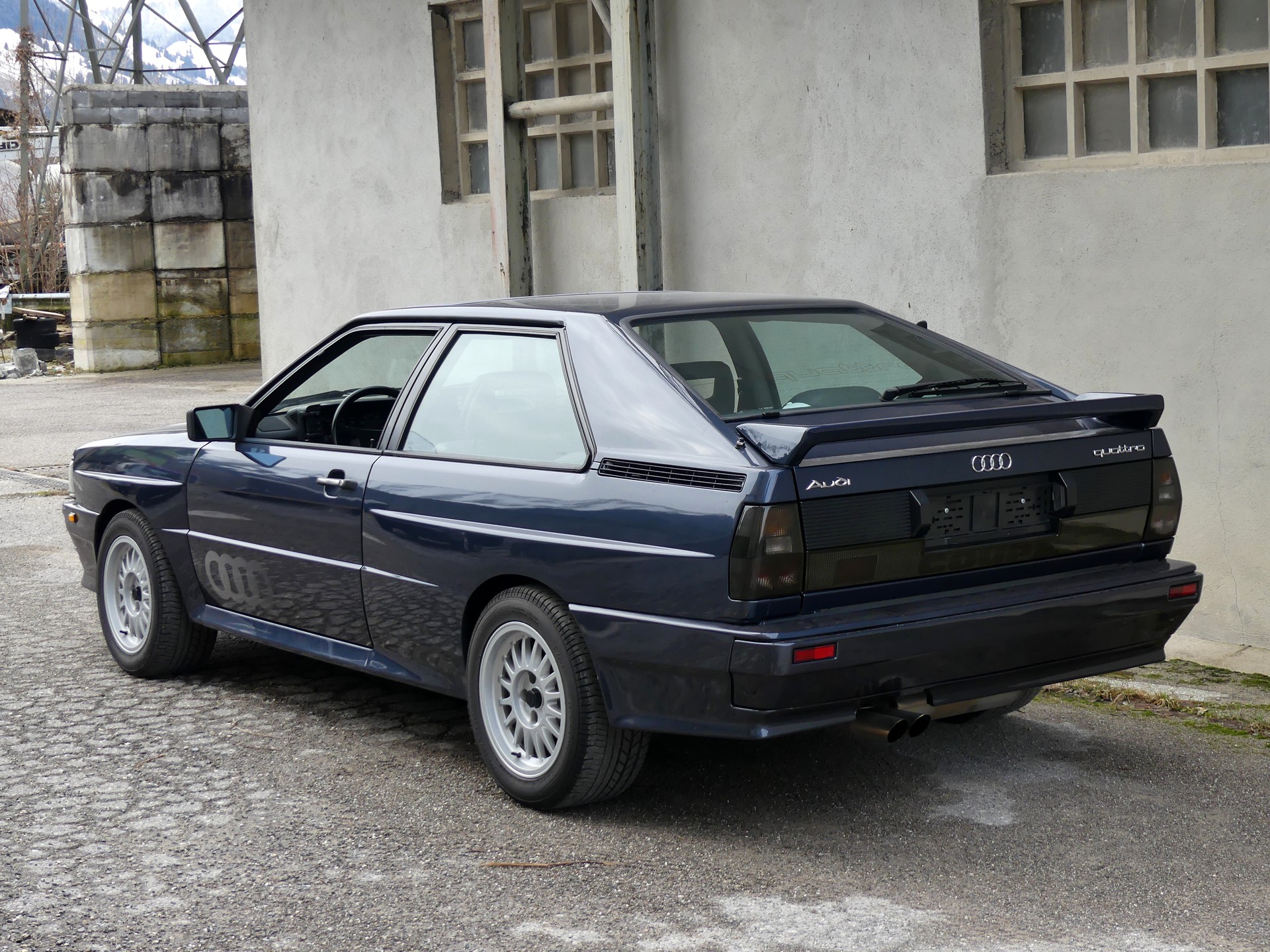 AUDI quattro Turbo Spec. Edit. (Vétéran)-image-6