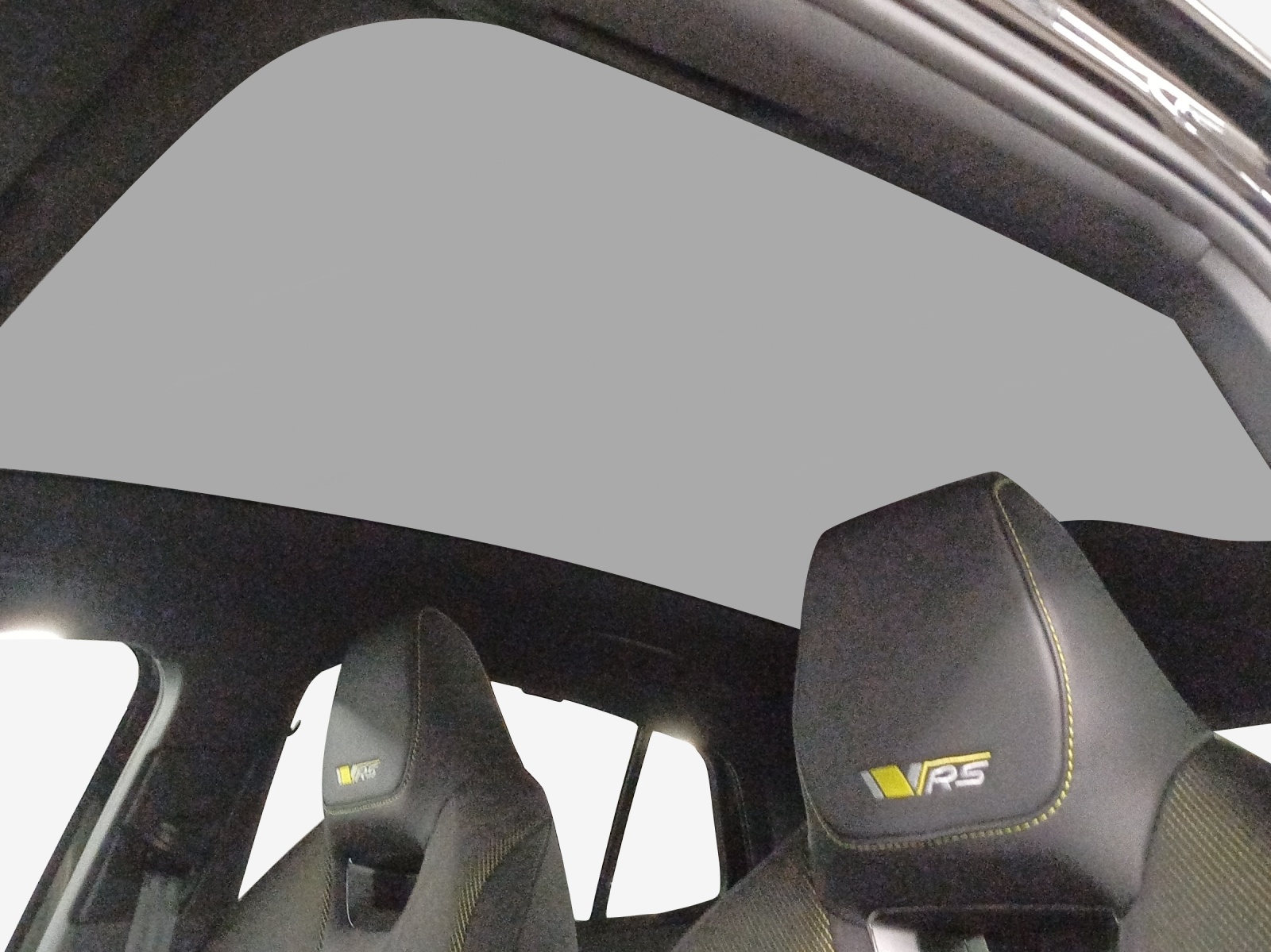 SKODA Enyaq Coupé RS 4x4-image-14
