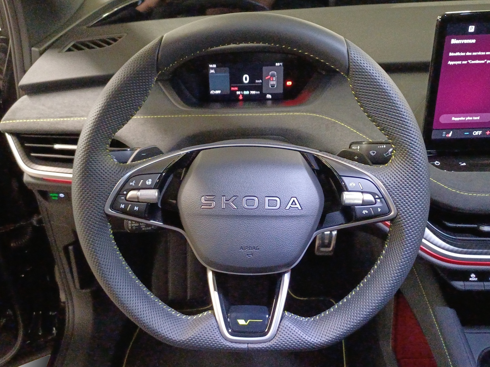 SKODA Enyaq Coupé RS 4x4-image-9