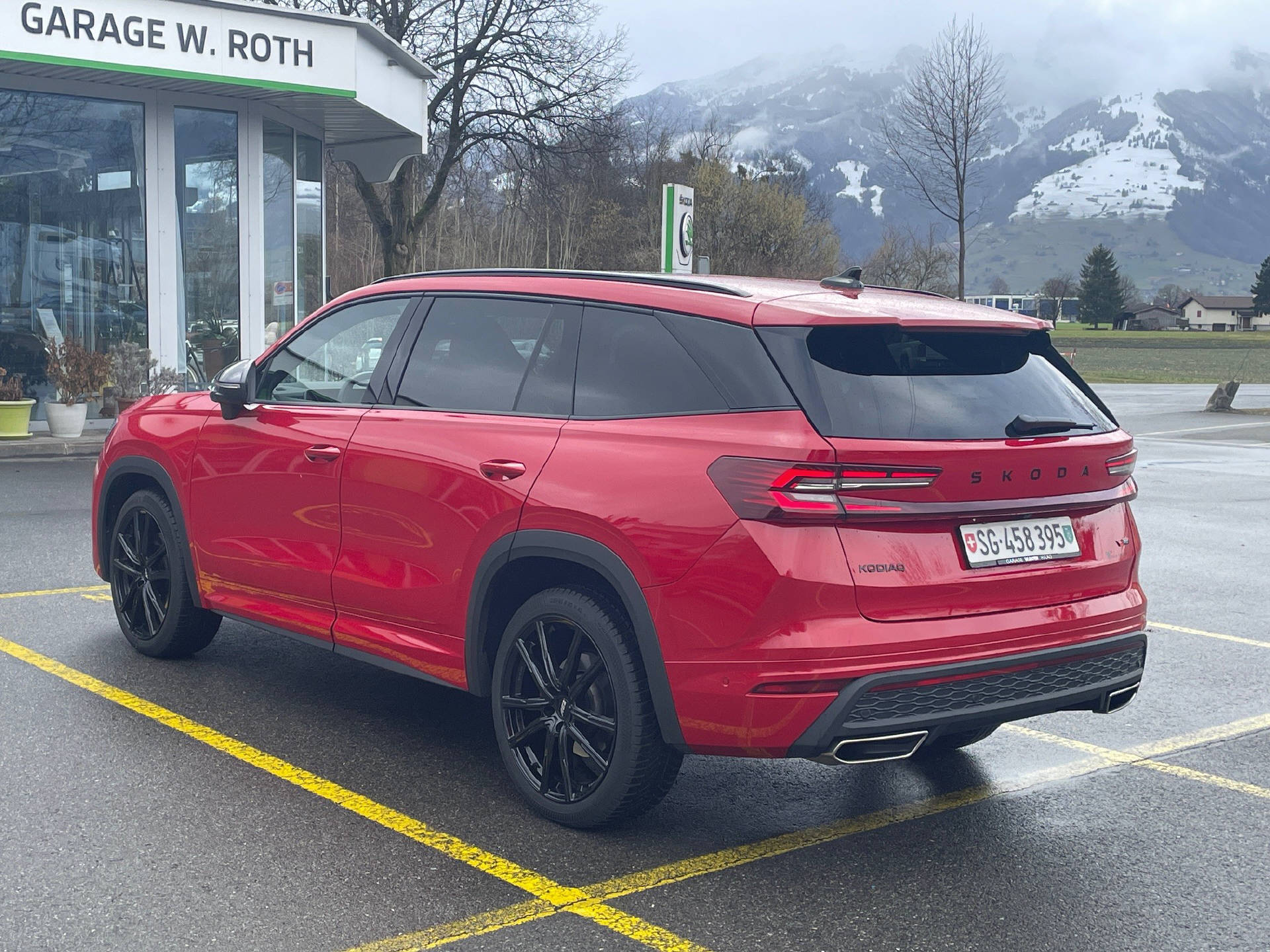 SKODA Kodiaq 2.0 TSI RS-image-2