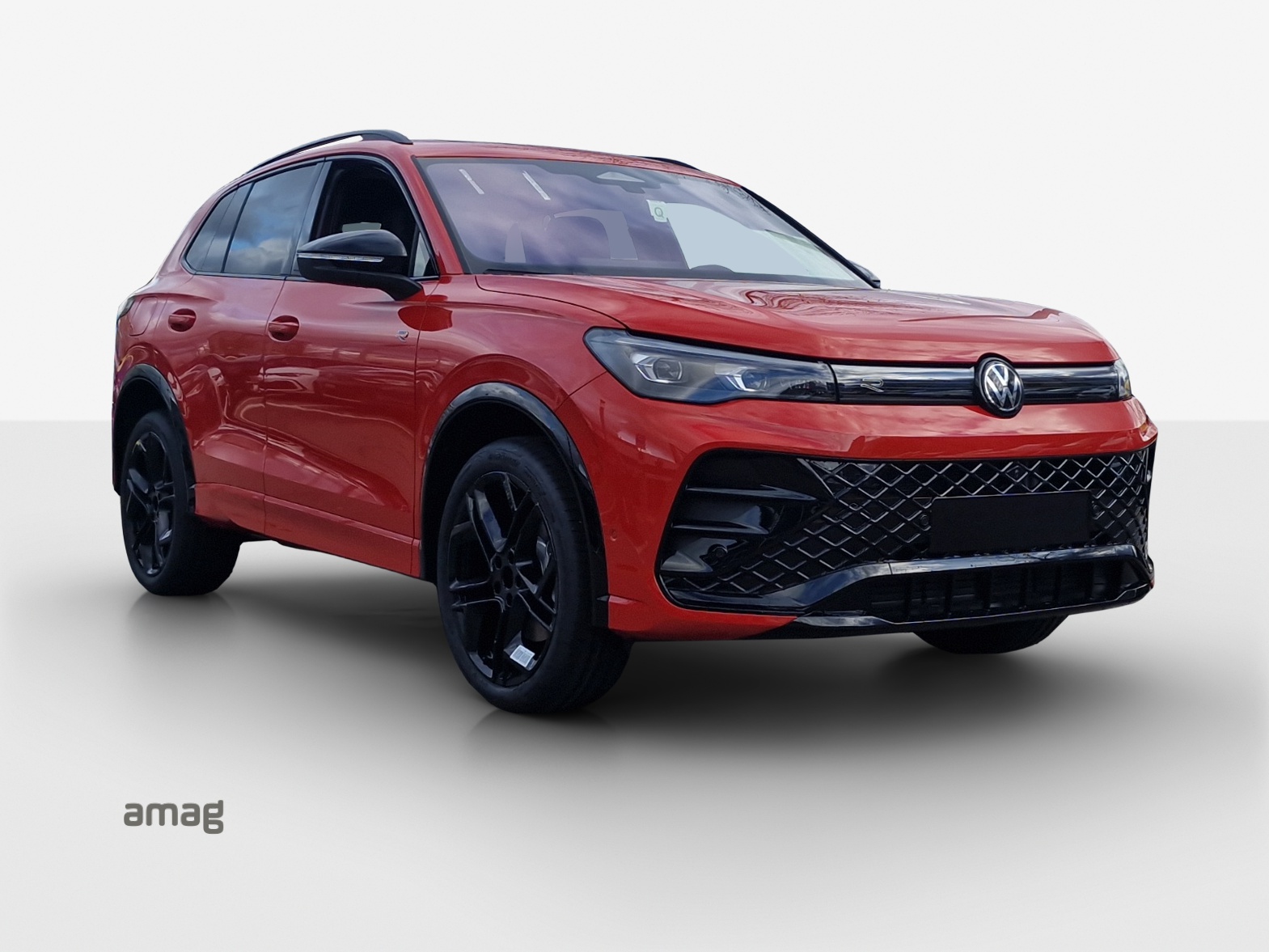 VW Tiguan 2.0 TSI DSG R-Line 4Motion-image-5