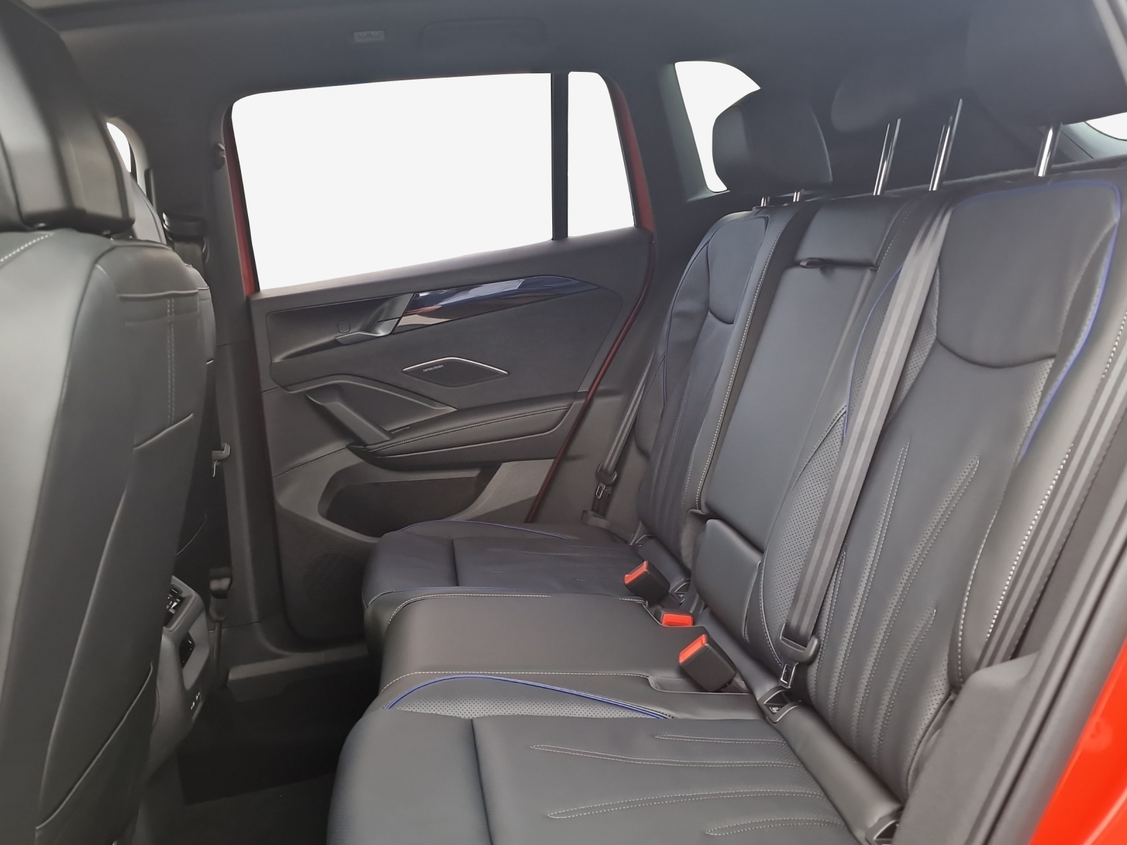 VW Tiguan 2.0 TSI DSG R-Line 4Motion-image-11