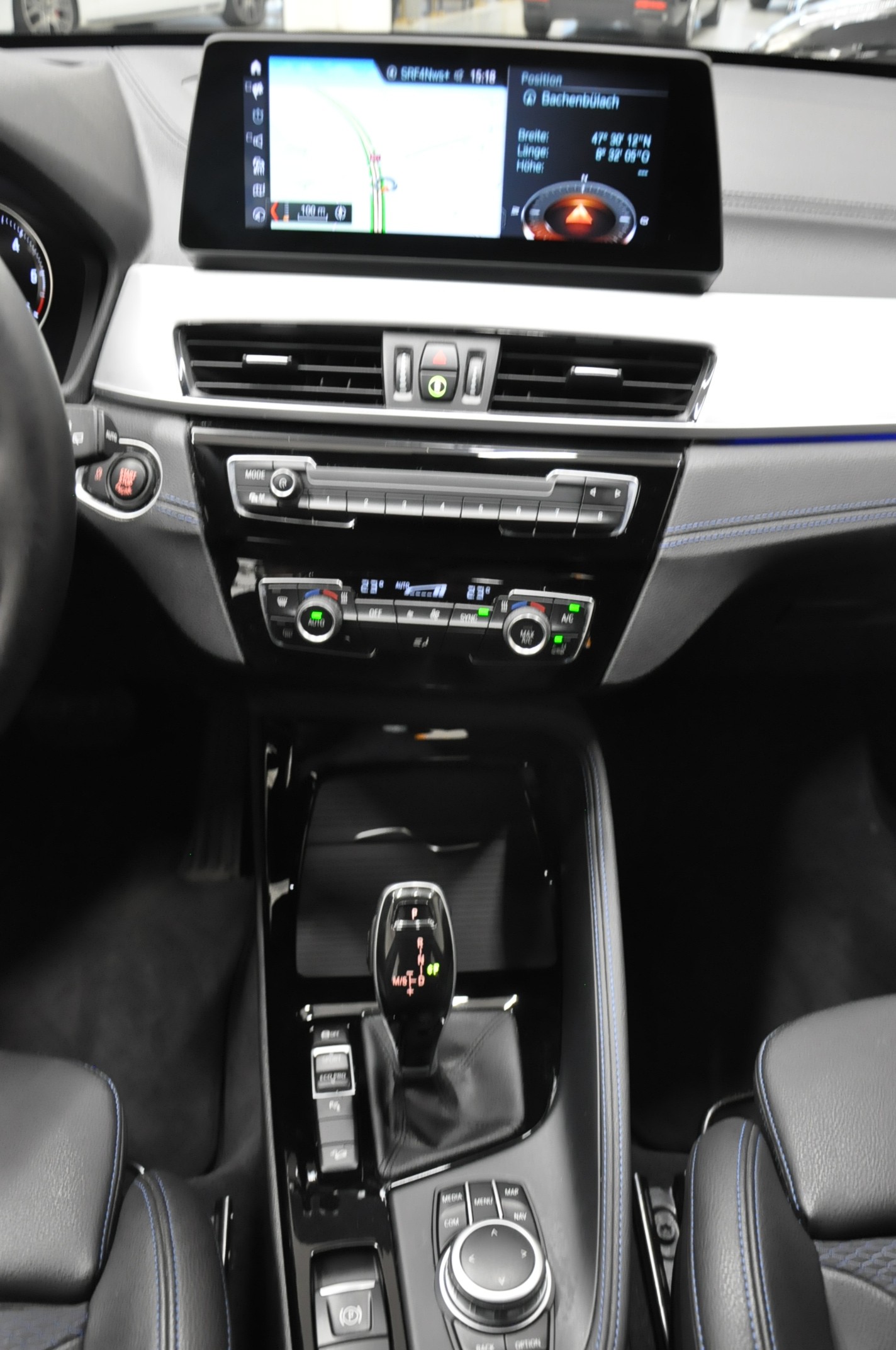 BMW X1 xDrive 25d M Sport Steptronic-image-18