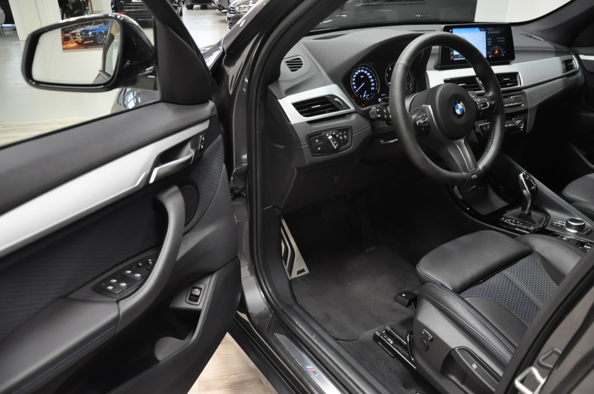 BMW X1 xDrive 25d M Sport Steptronic-image-9