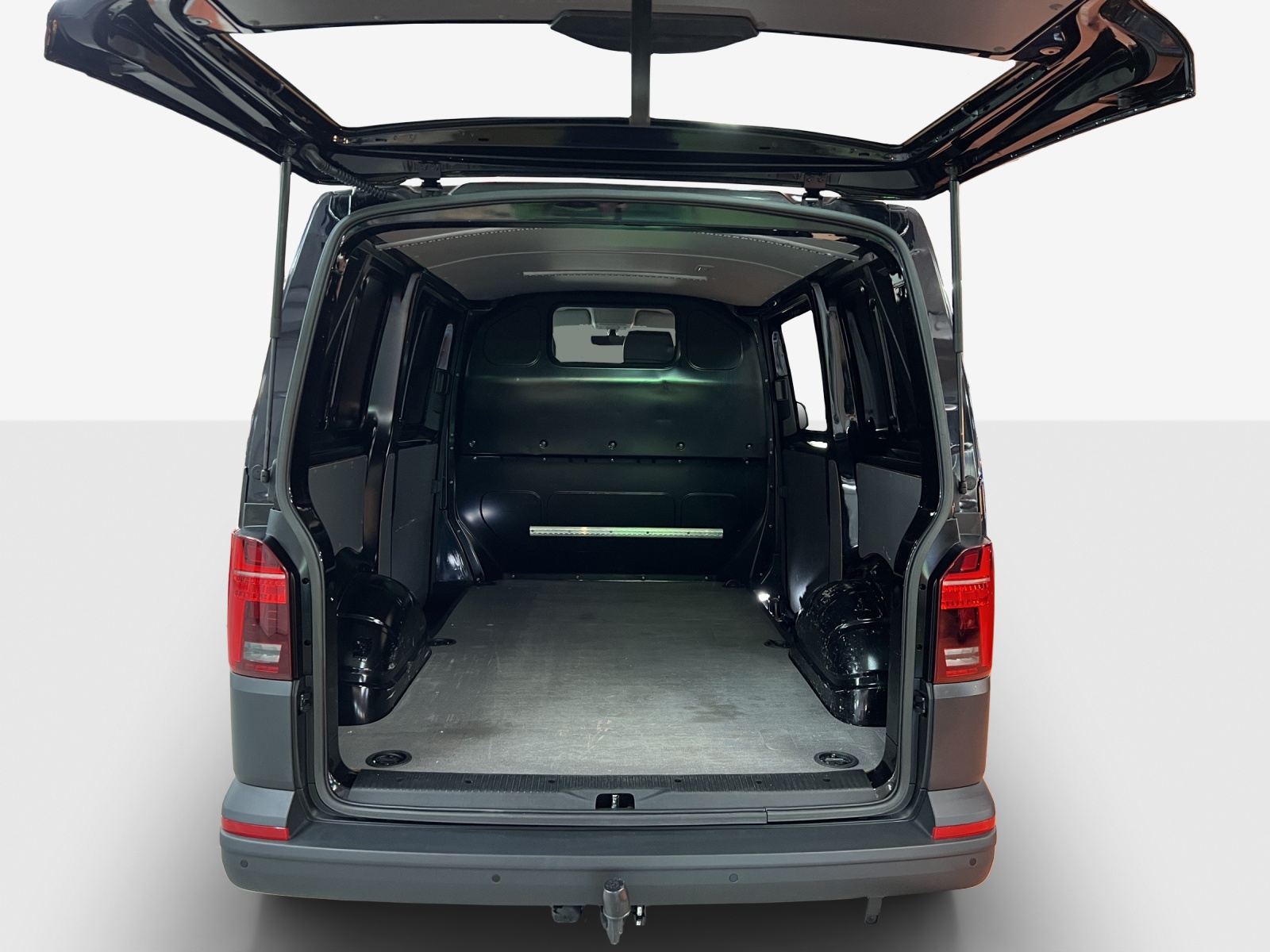 VW T6.1 2.0 TDI 4Motion DSG-image-12