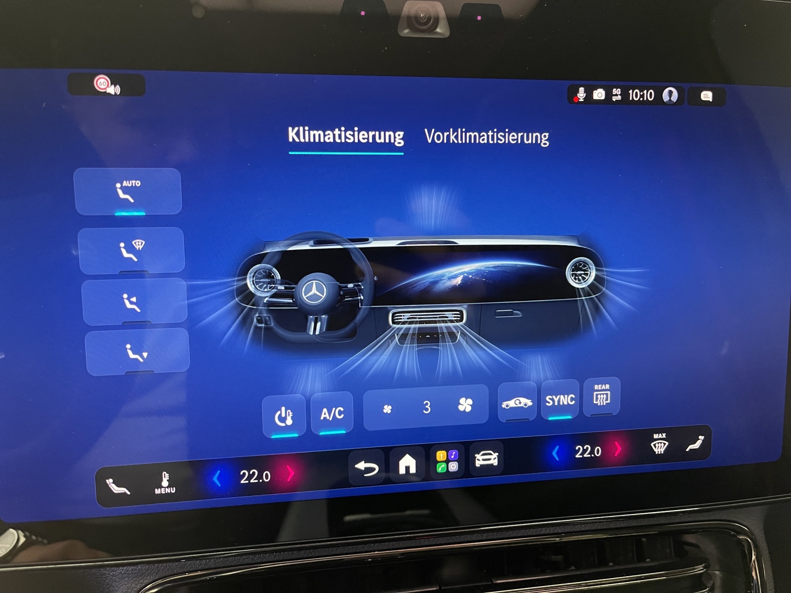 MERCEDES-BENZ GLB 350 4MATIC with EQ Technology-image-15