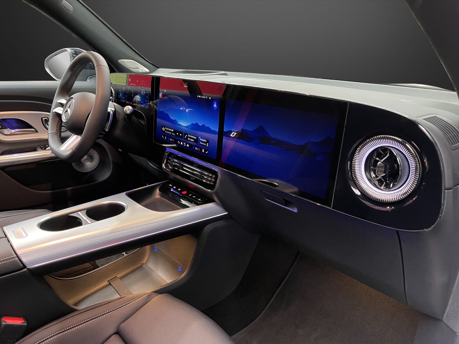 MERCEDES-BENZ GLB 350 4MATIC with EQ Technology-image-8