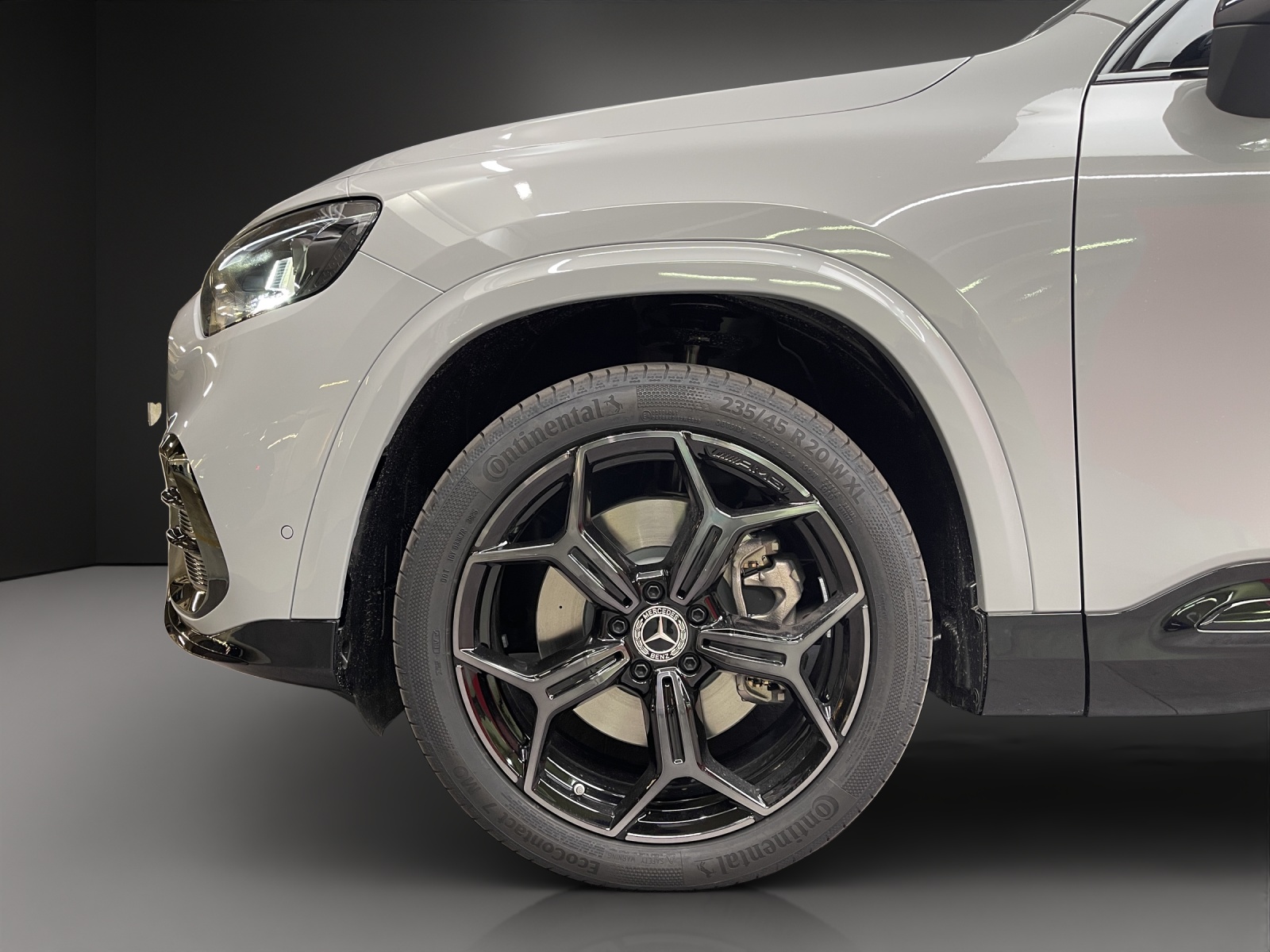 MERCEDES-BENZ GLB 350 4MATIC with EQ Technology-image-5