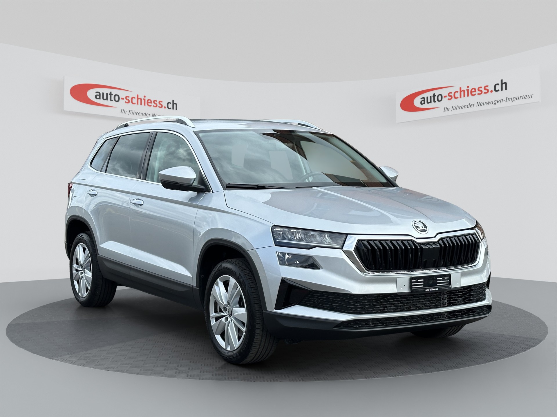 SKODA Karoq 1.5 TSI Selection DSG-image-0