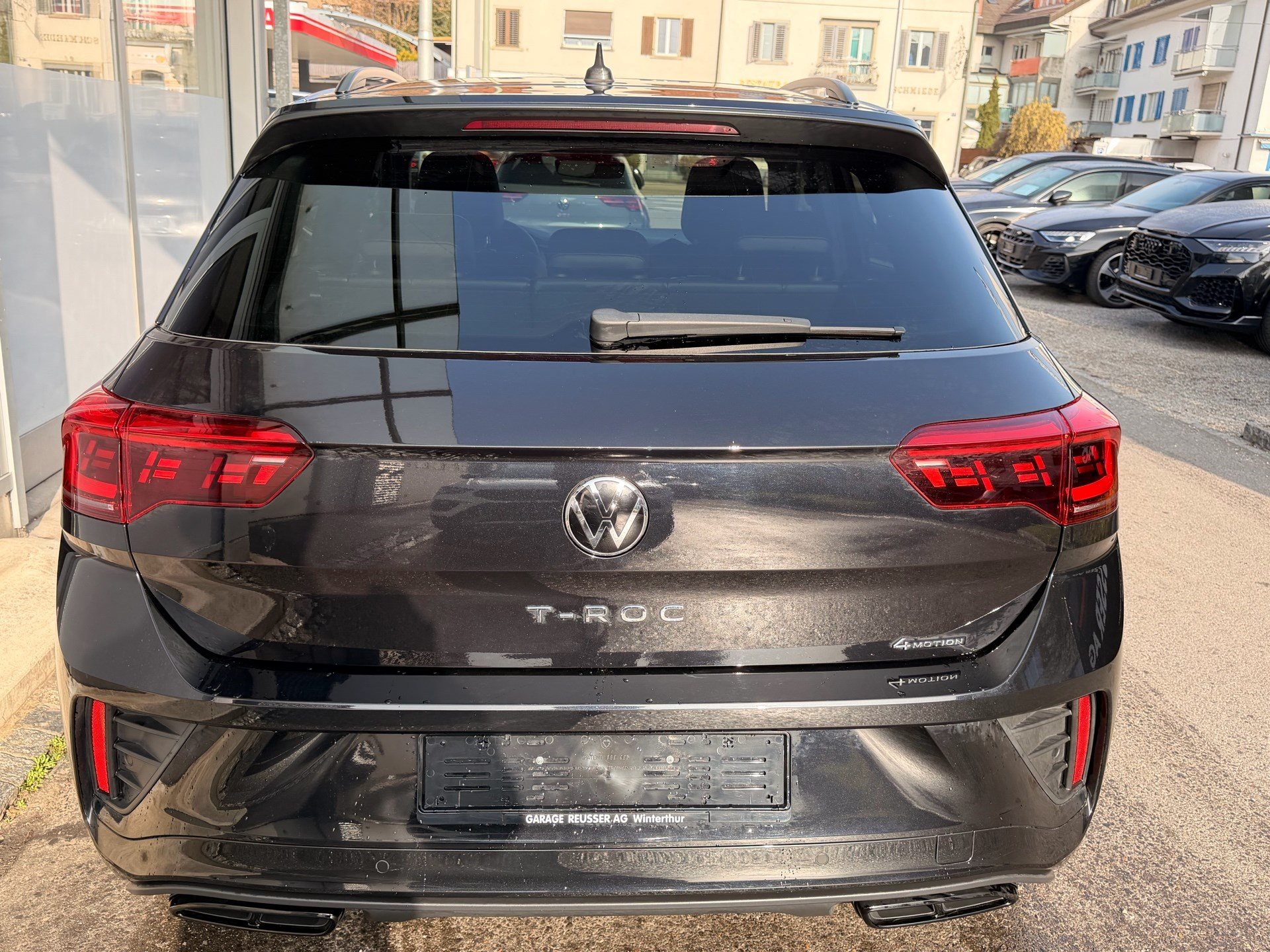 VW T-Roc R-LINE 4 MOTION *** TOP AUSSTATTUNG ***-image-4