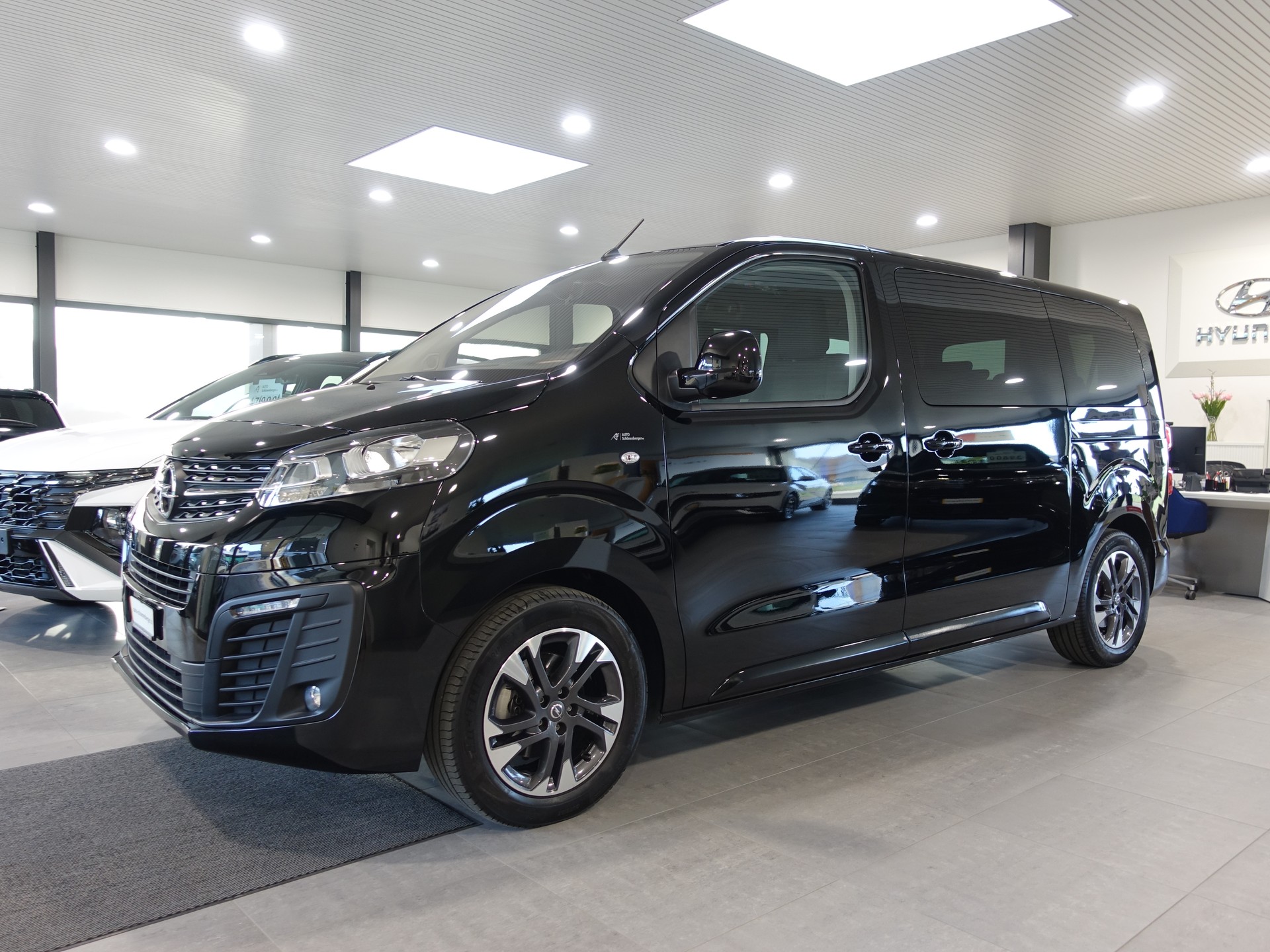 OPEL Zafira Life Bus.Editi.M 177PS Automat inkl. Winterräder-image-0