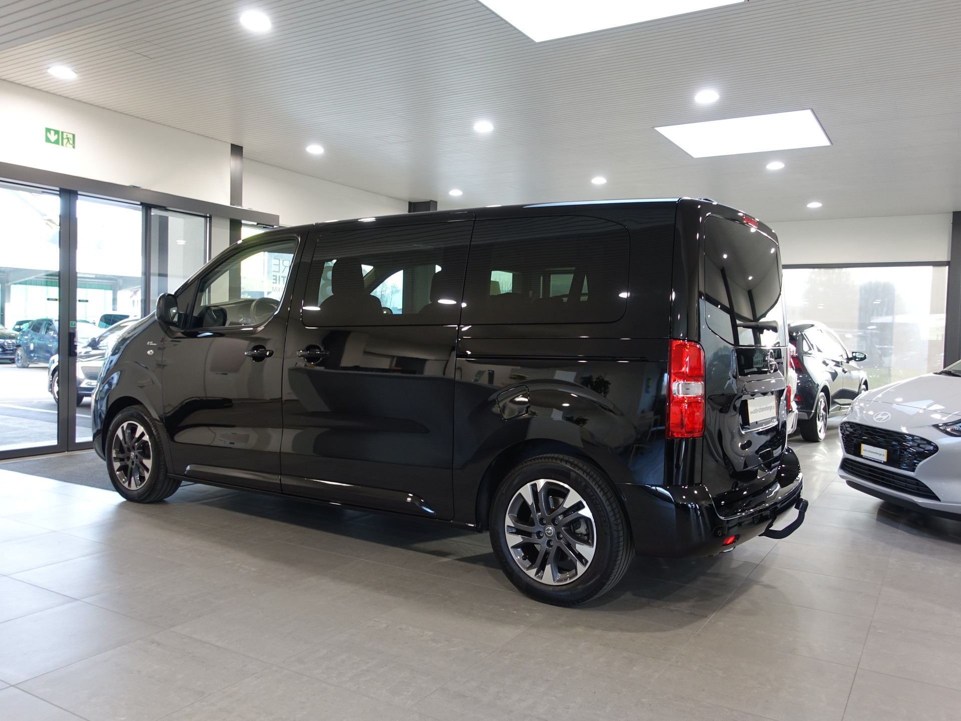 OPEL Zafira Life Bus.Editi.M 177PS Automat inkl. Winterräder-image-2