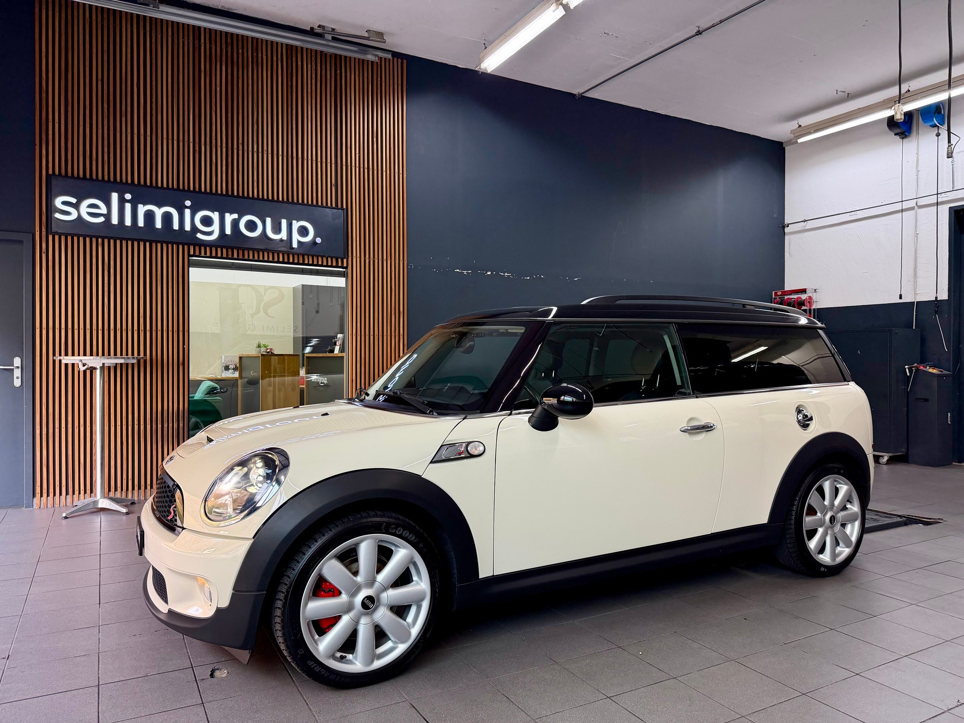 MINI Clubman Cooper S-image-0
