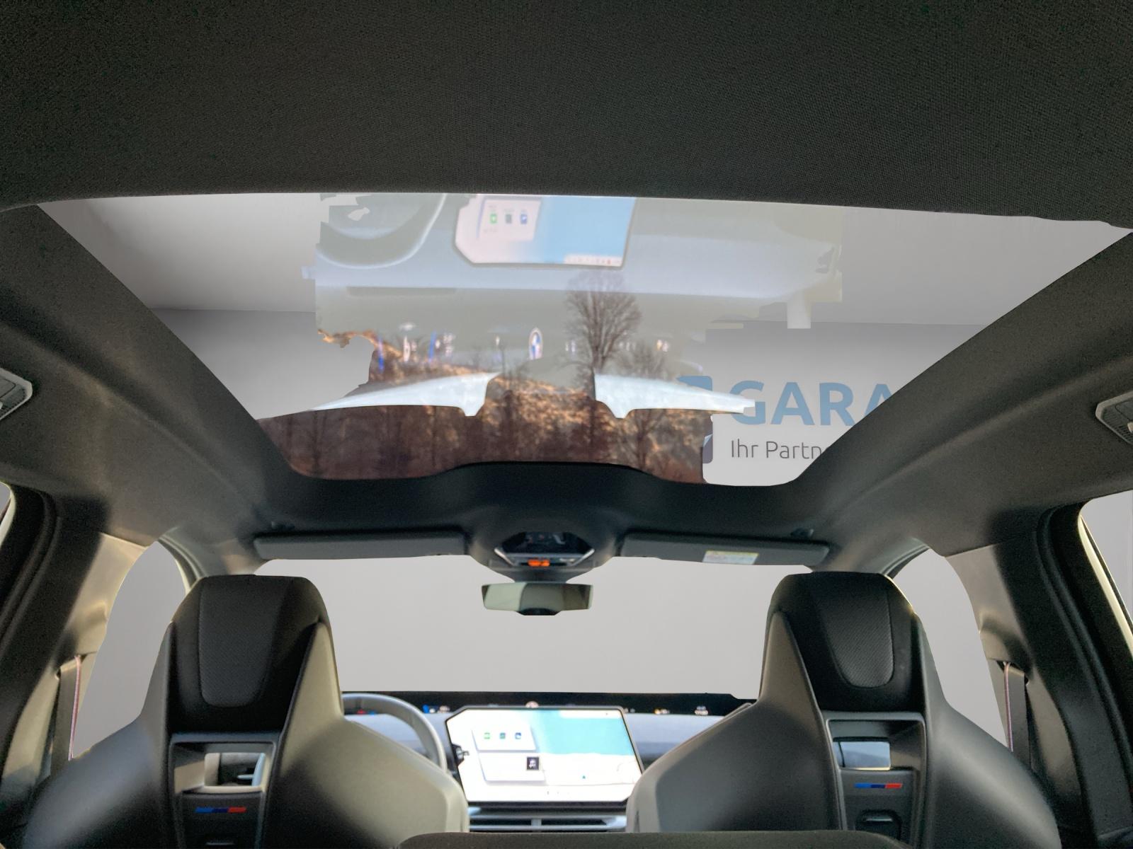 BMW iX3 50 xDrive-image-22