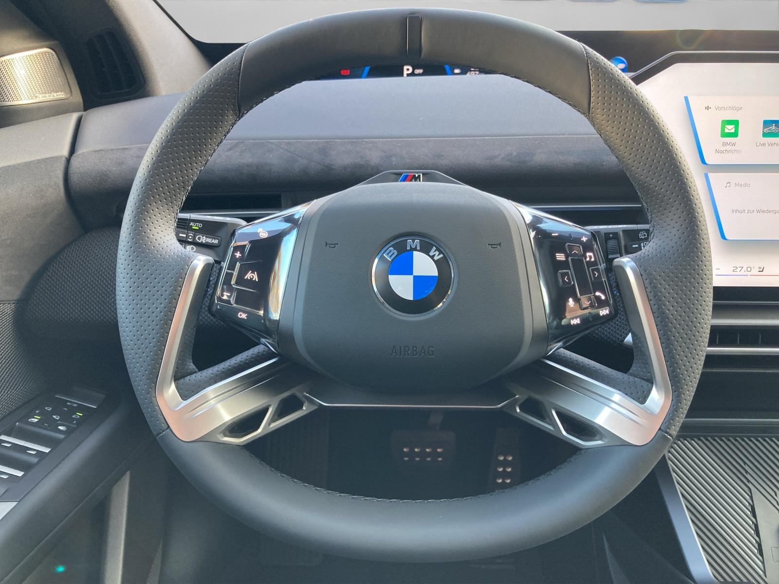 BMW iX3 50 xDrive-image-10
