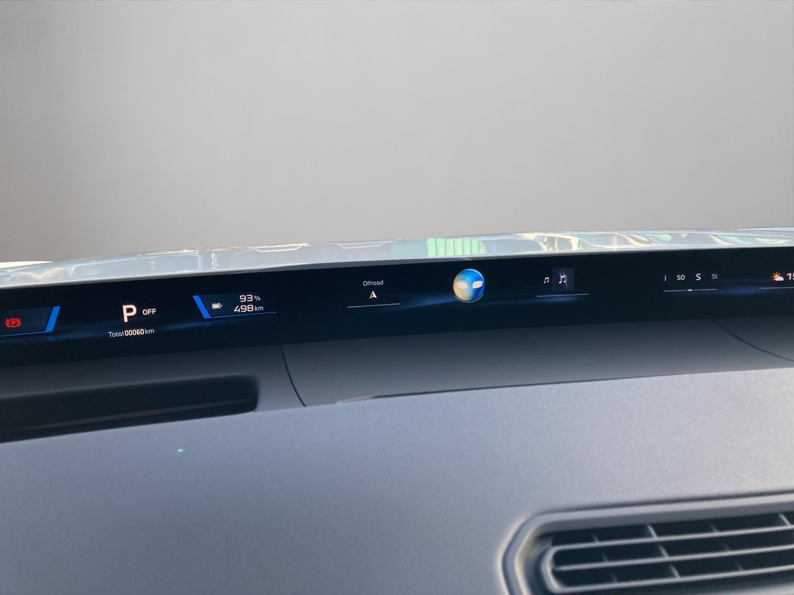 BMW iX3 50 xDrive-image-17